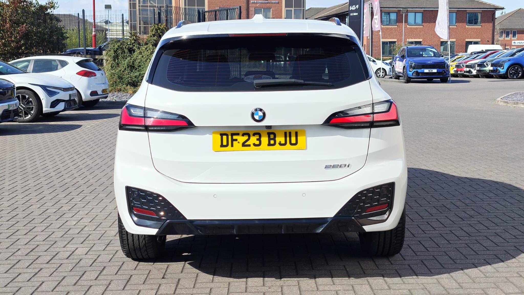 BMW 2 Series Active Tourer view 7