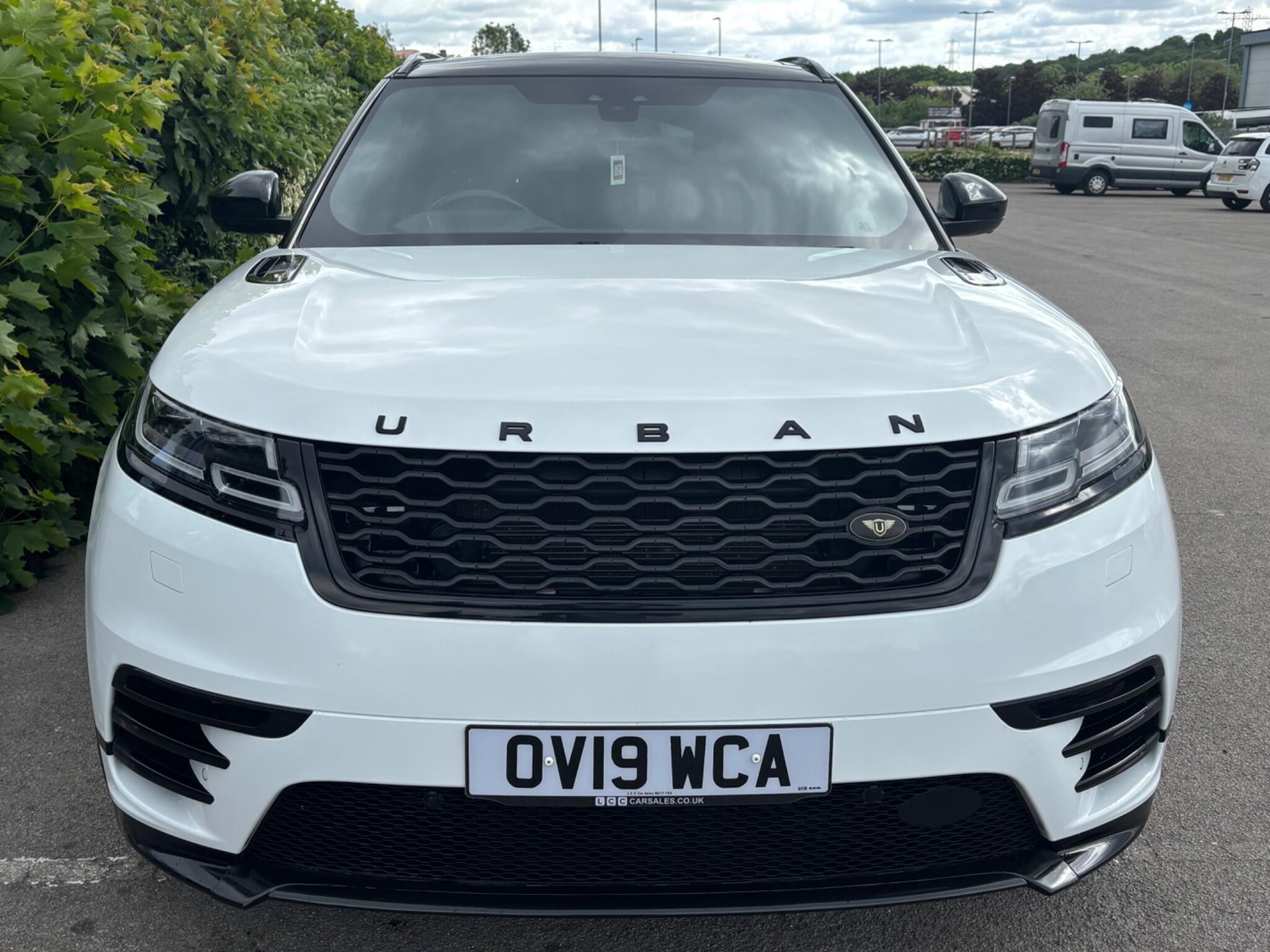 Land Rover Range Rover Velar view 2