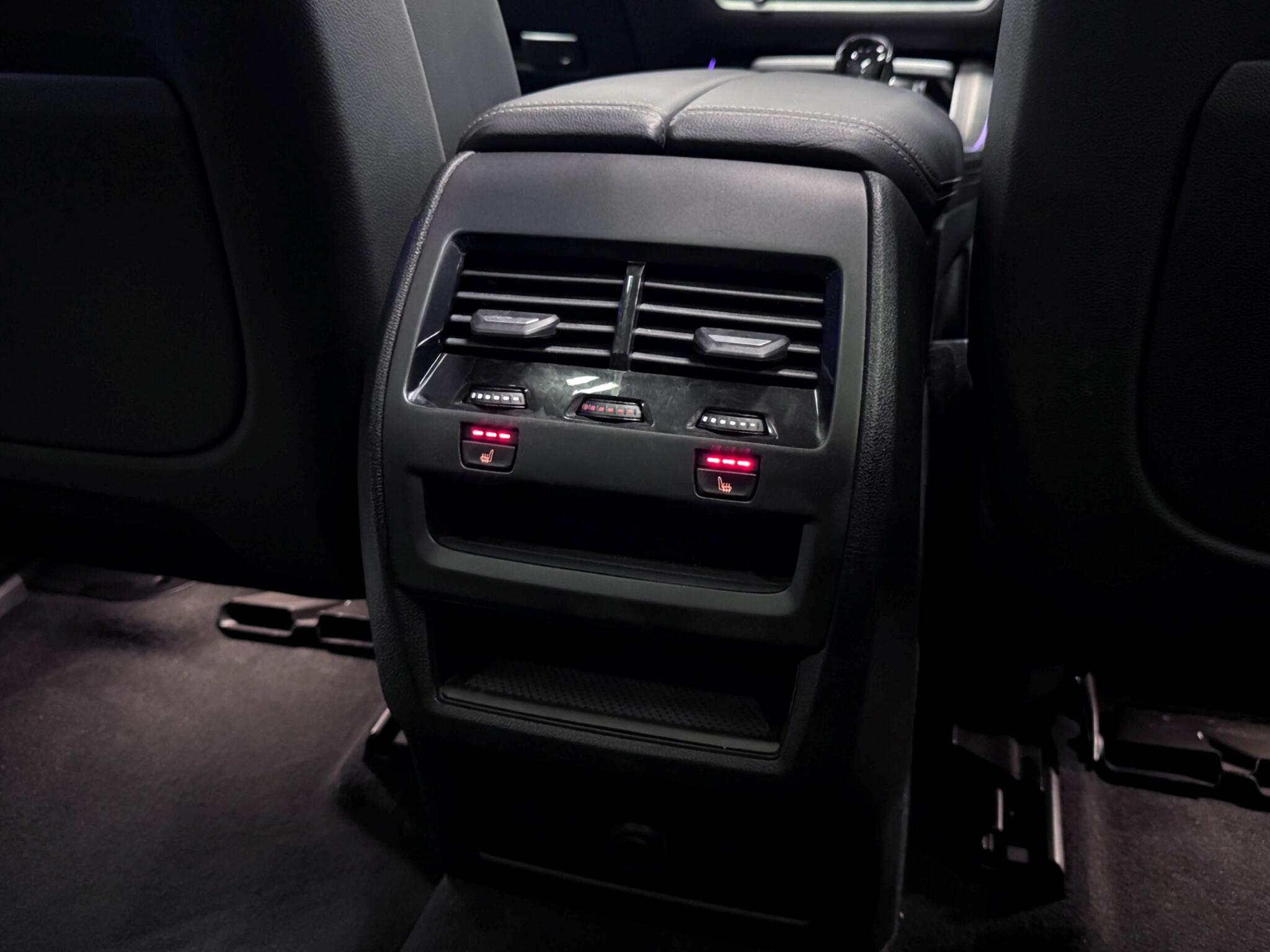 BMW X5 view 19