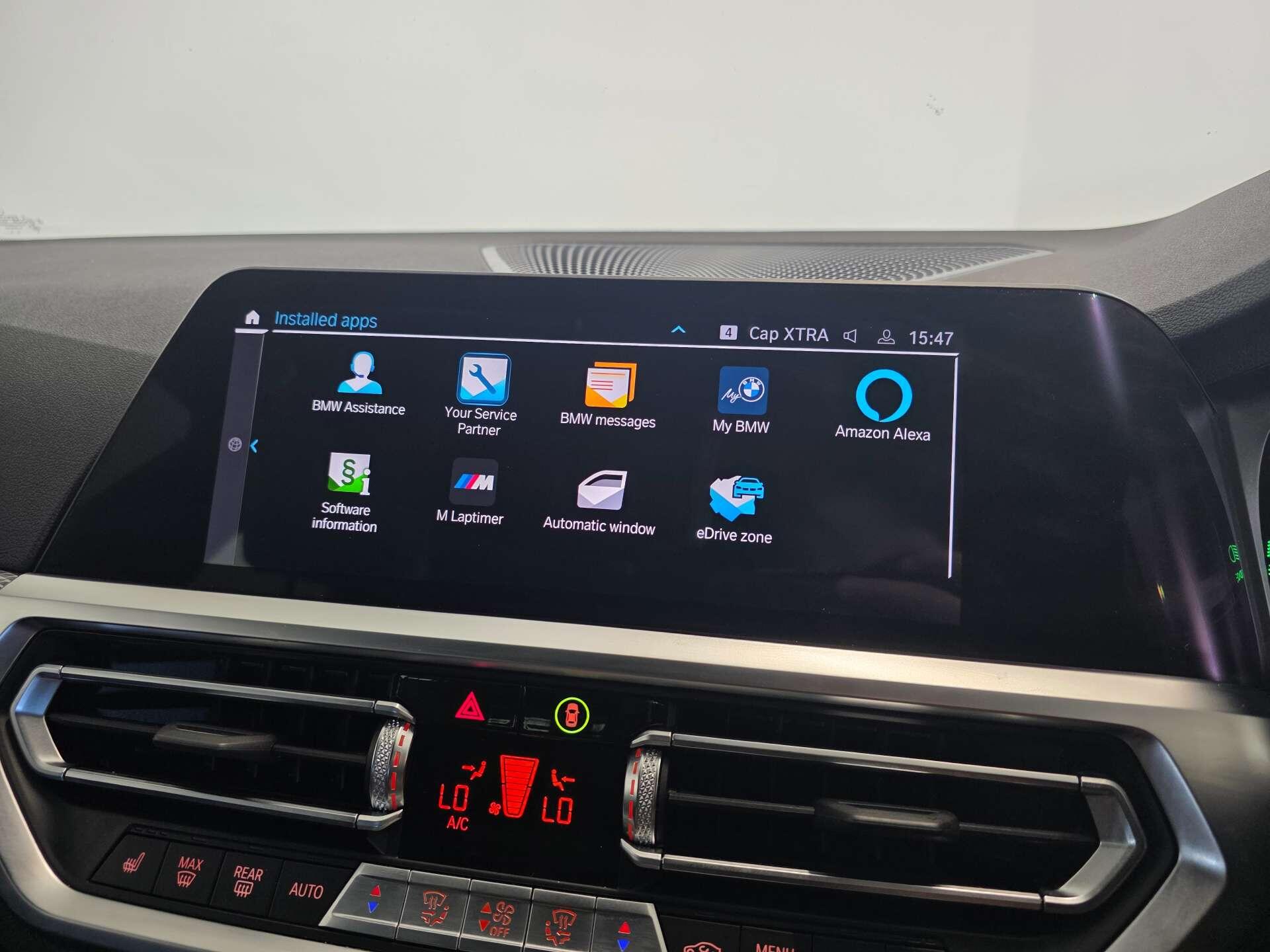 BMW 3 Series view 38