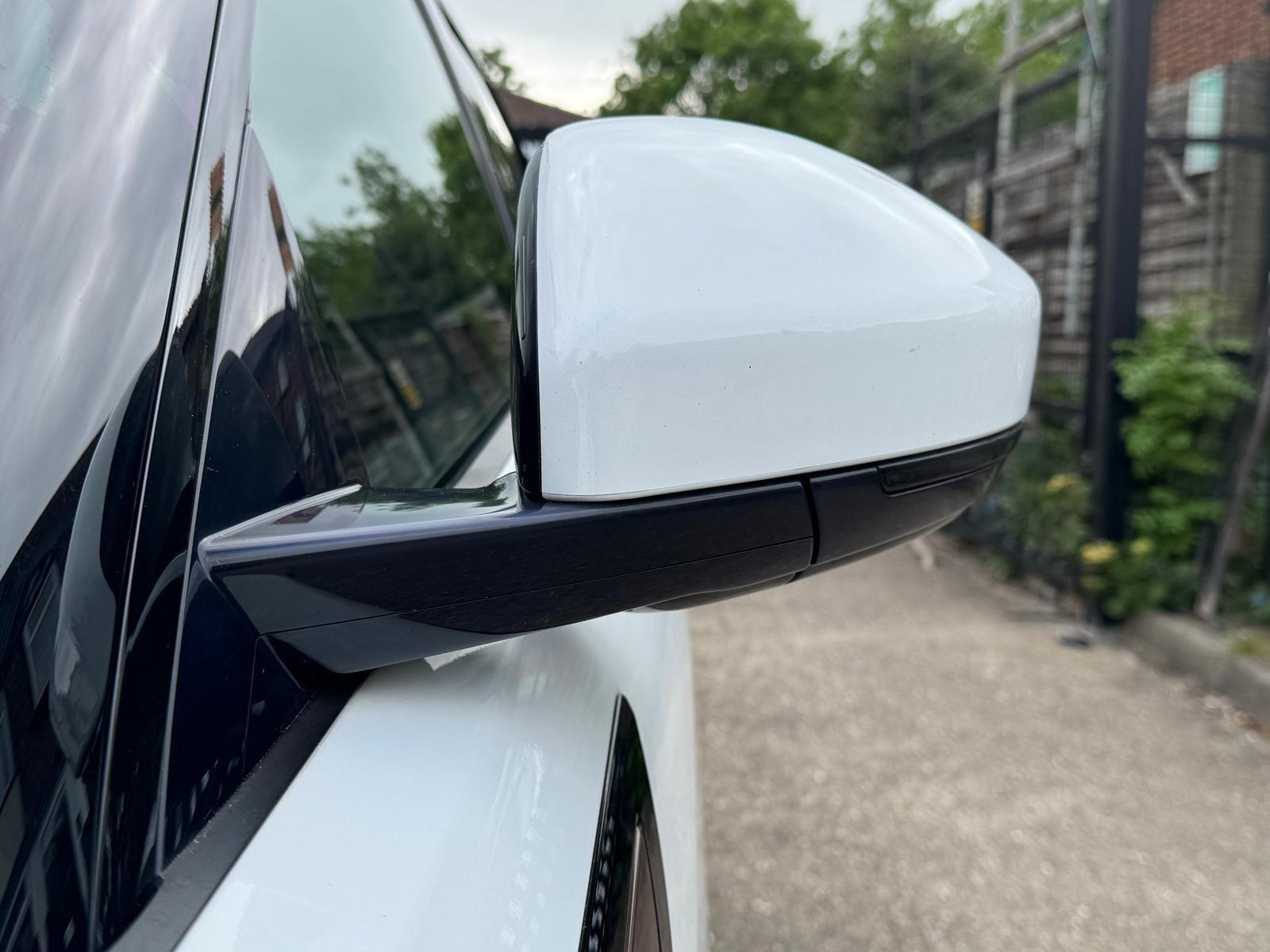 Land Rover Range Rover Evoque view 28