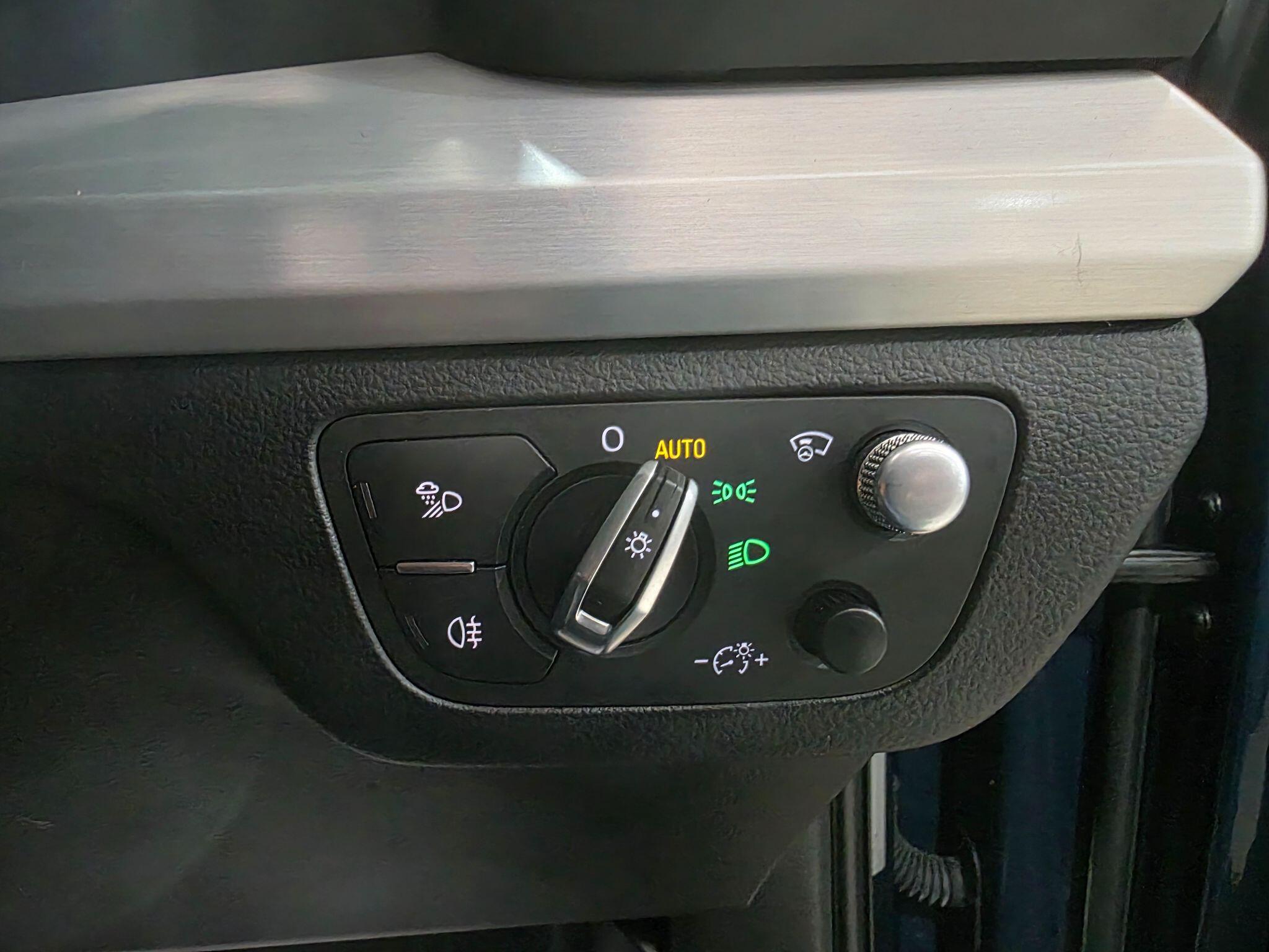 Audi Q5 view 19