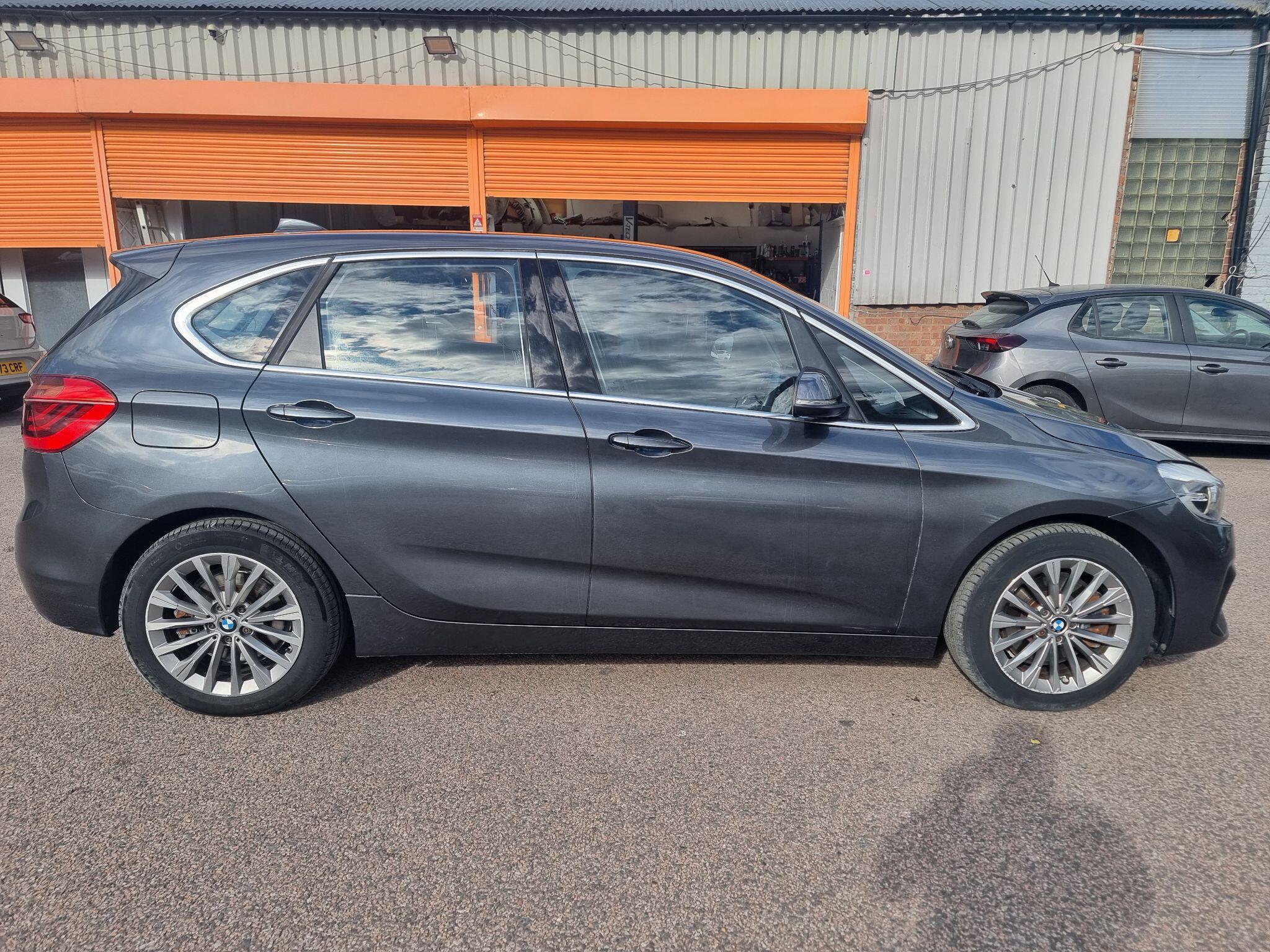 BMW 2 Series view 2
