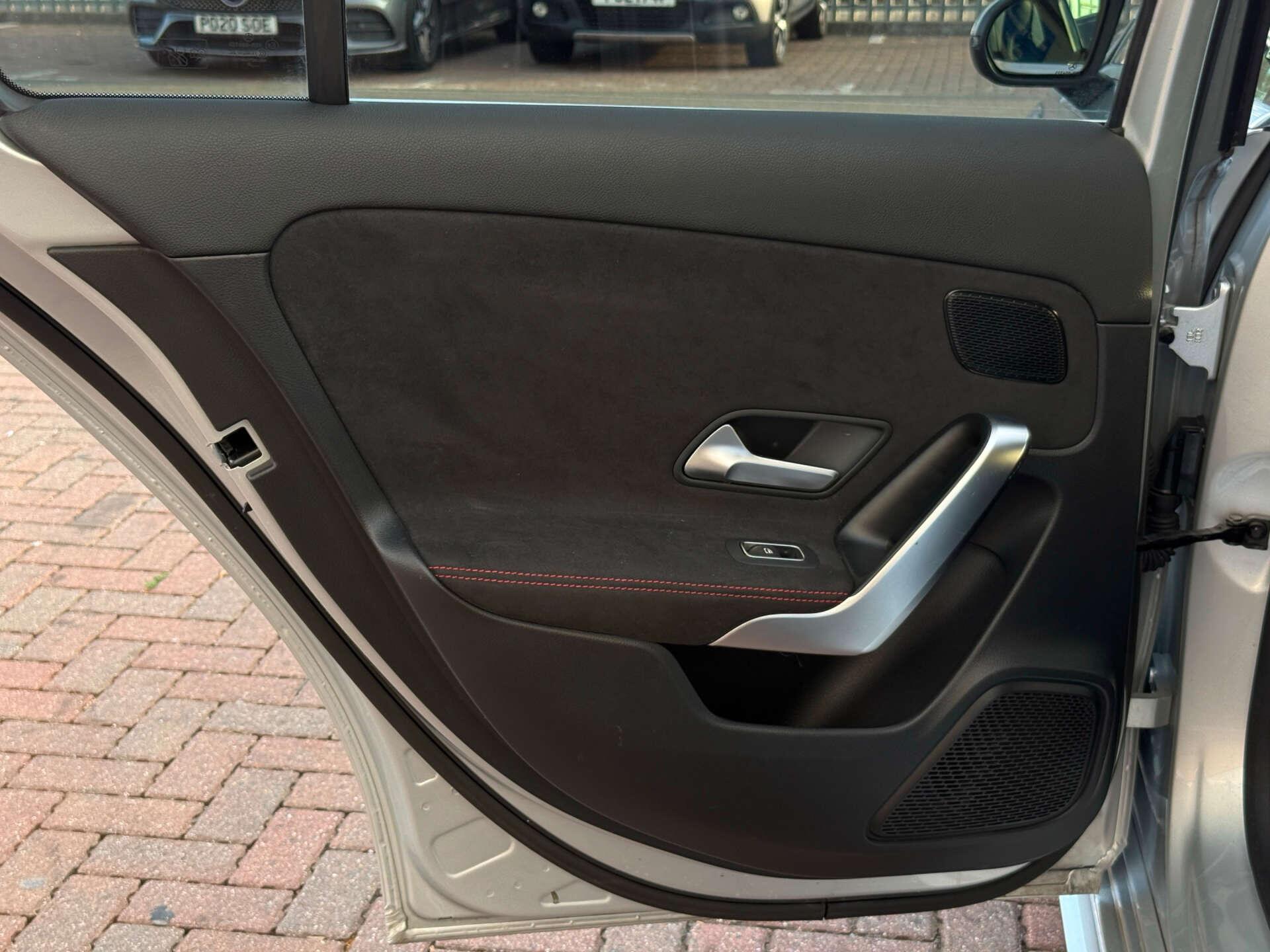 Mercedes-Benz A Class view 30