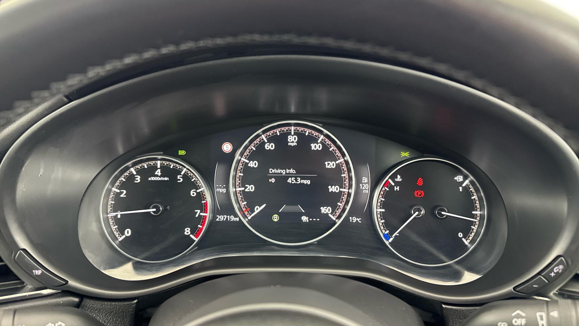 Mazda CX-30 view 13