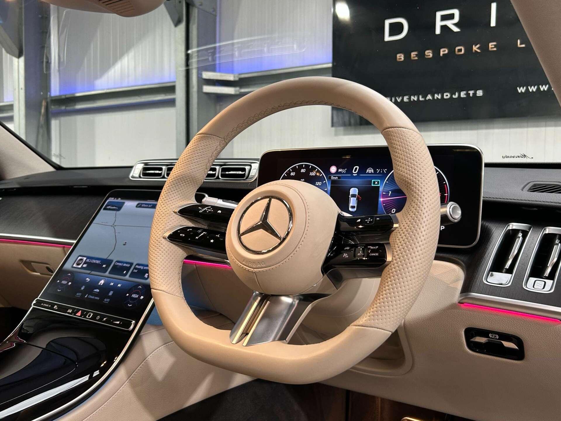 Mercedes-Benz S Class view 22