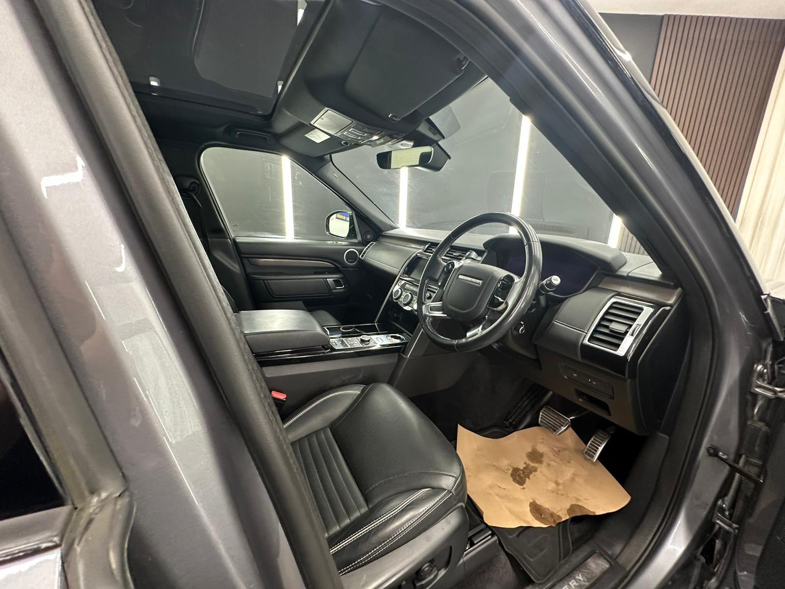 Land Rover Discovery view 29