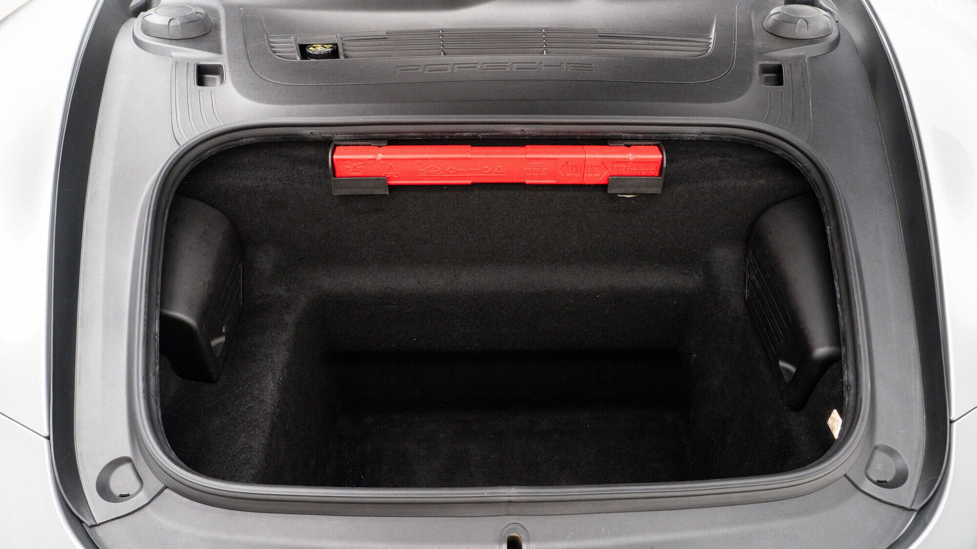 Porsche 911 view 53