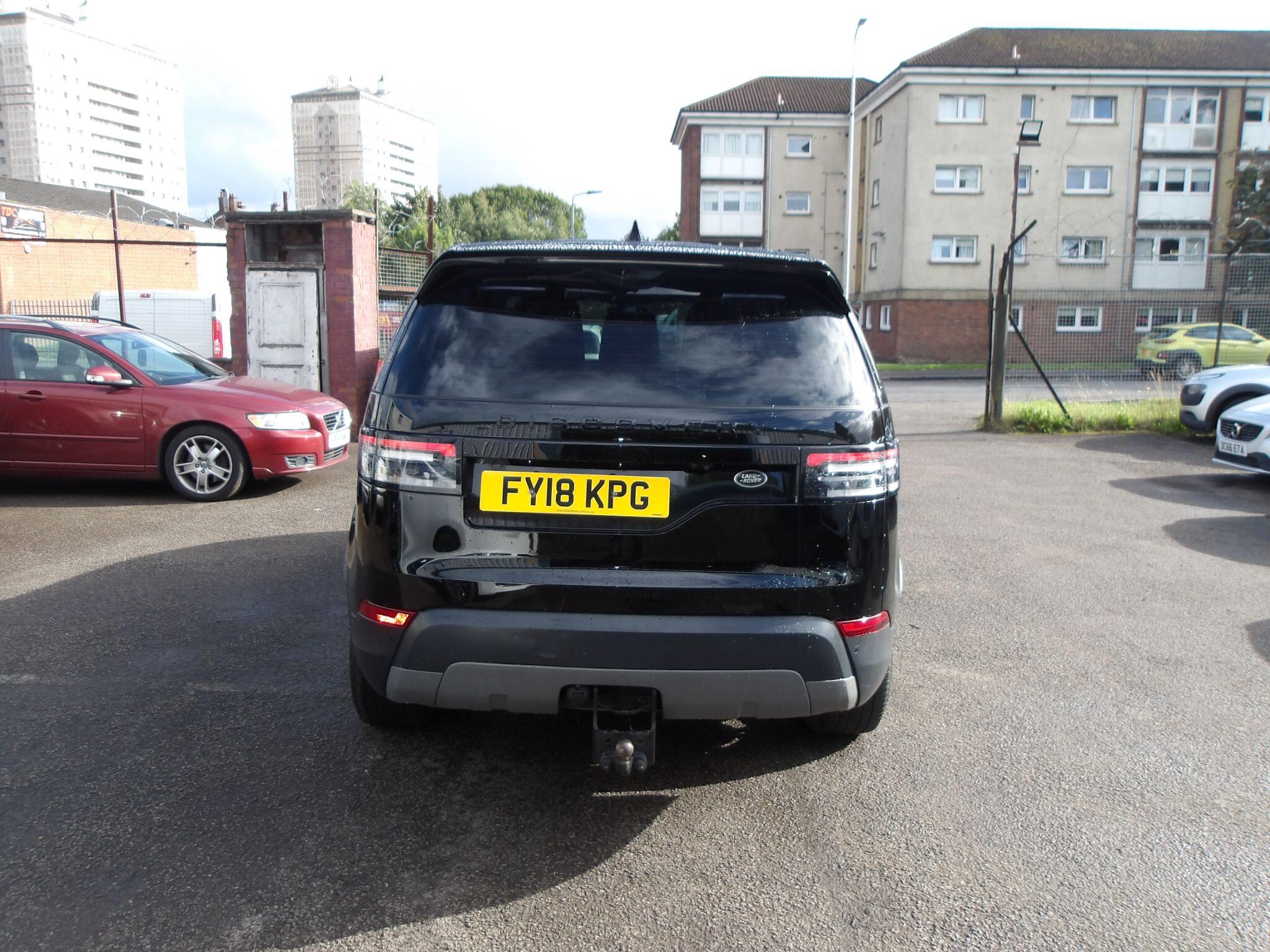 Land Rover Discovery view 6
