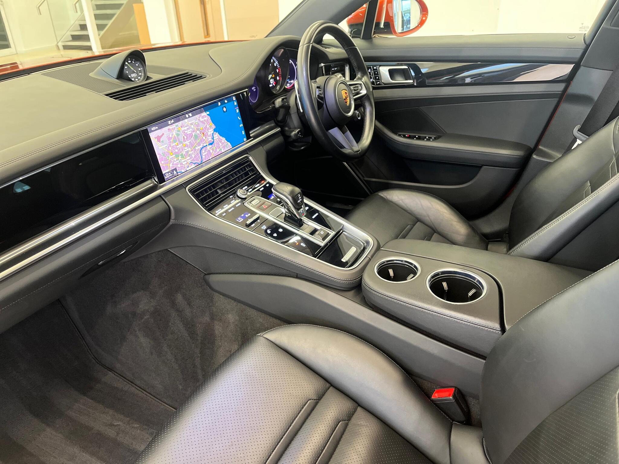 Porsche Panamera view 13