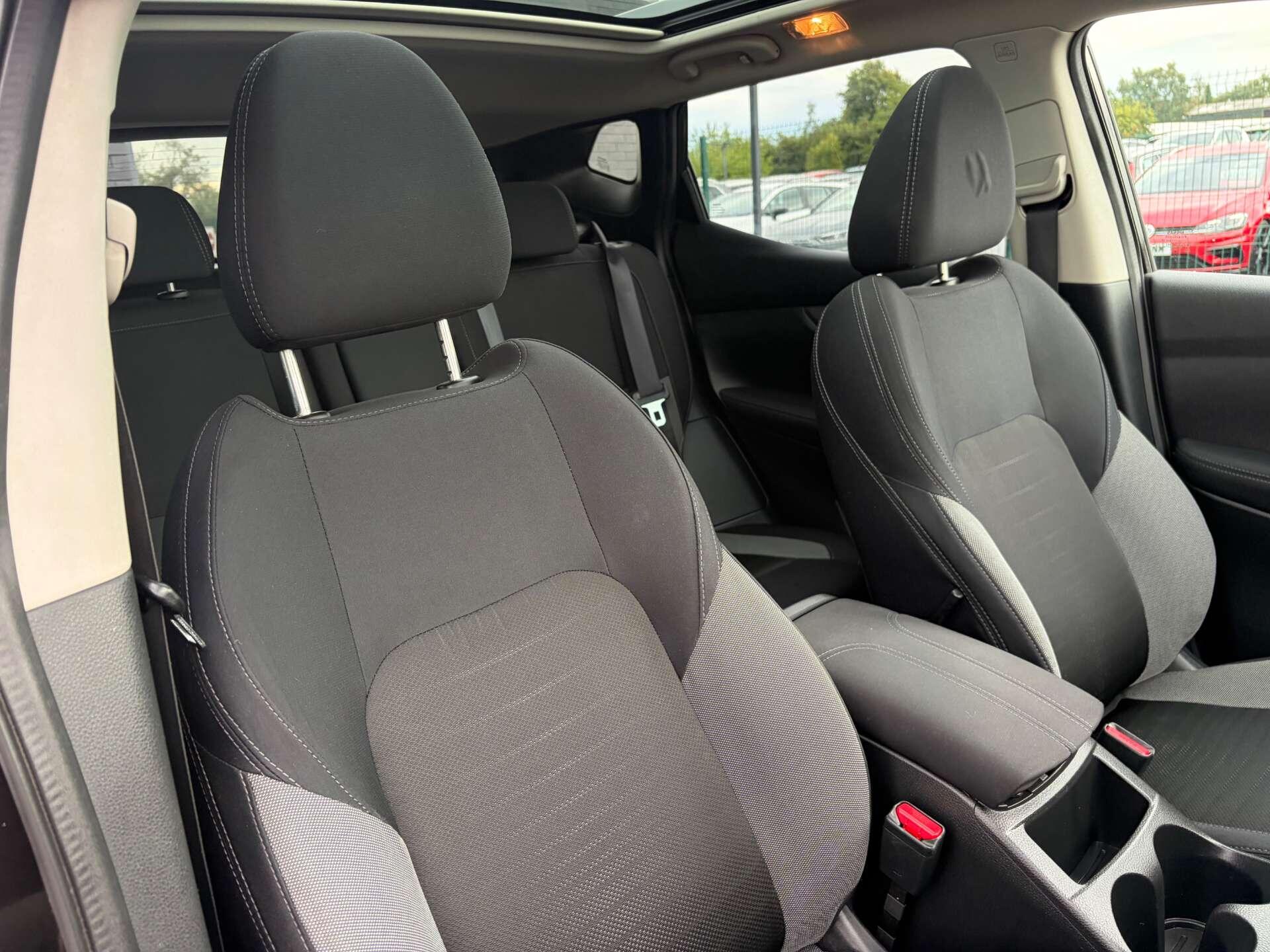 Nissan Qashqai view 35