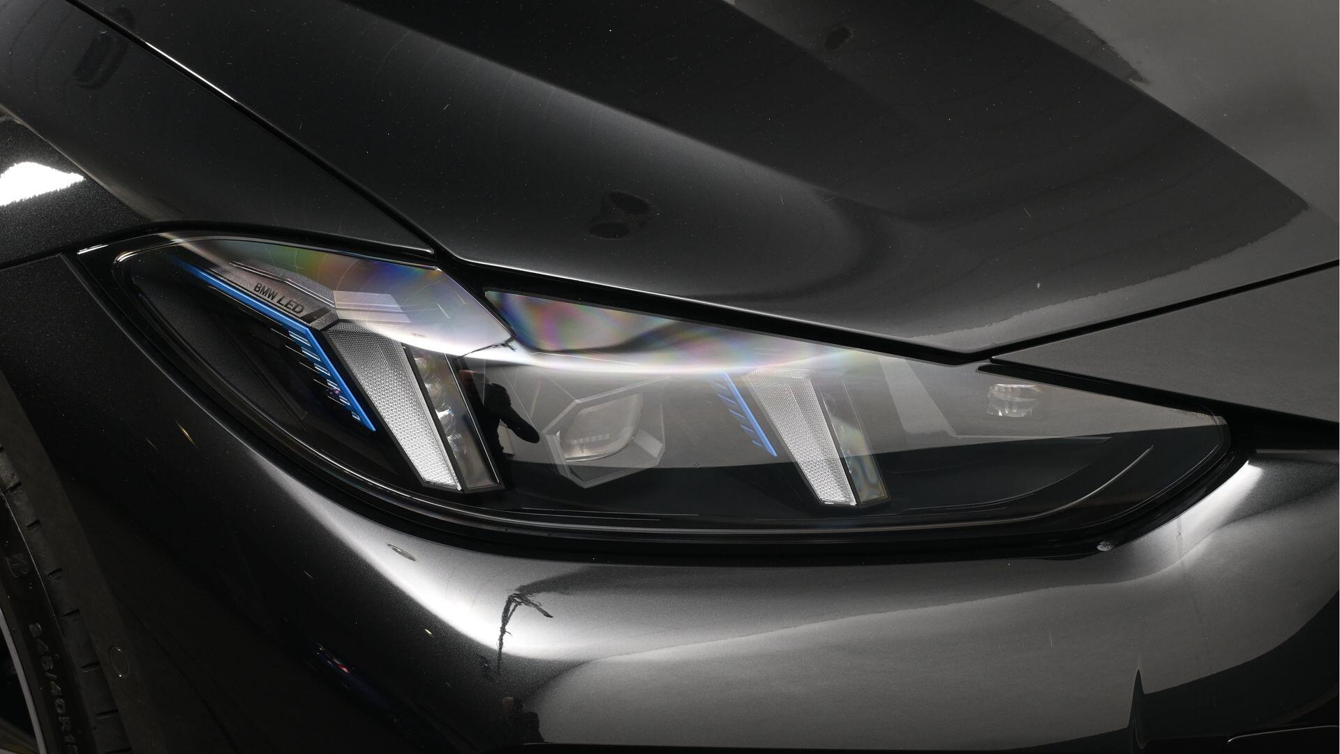 BMW i4 view 23