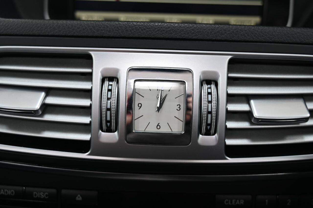 Mercedes-Benz E-Class view 26