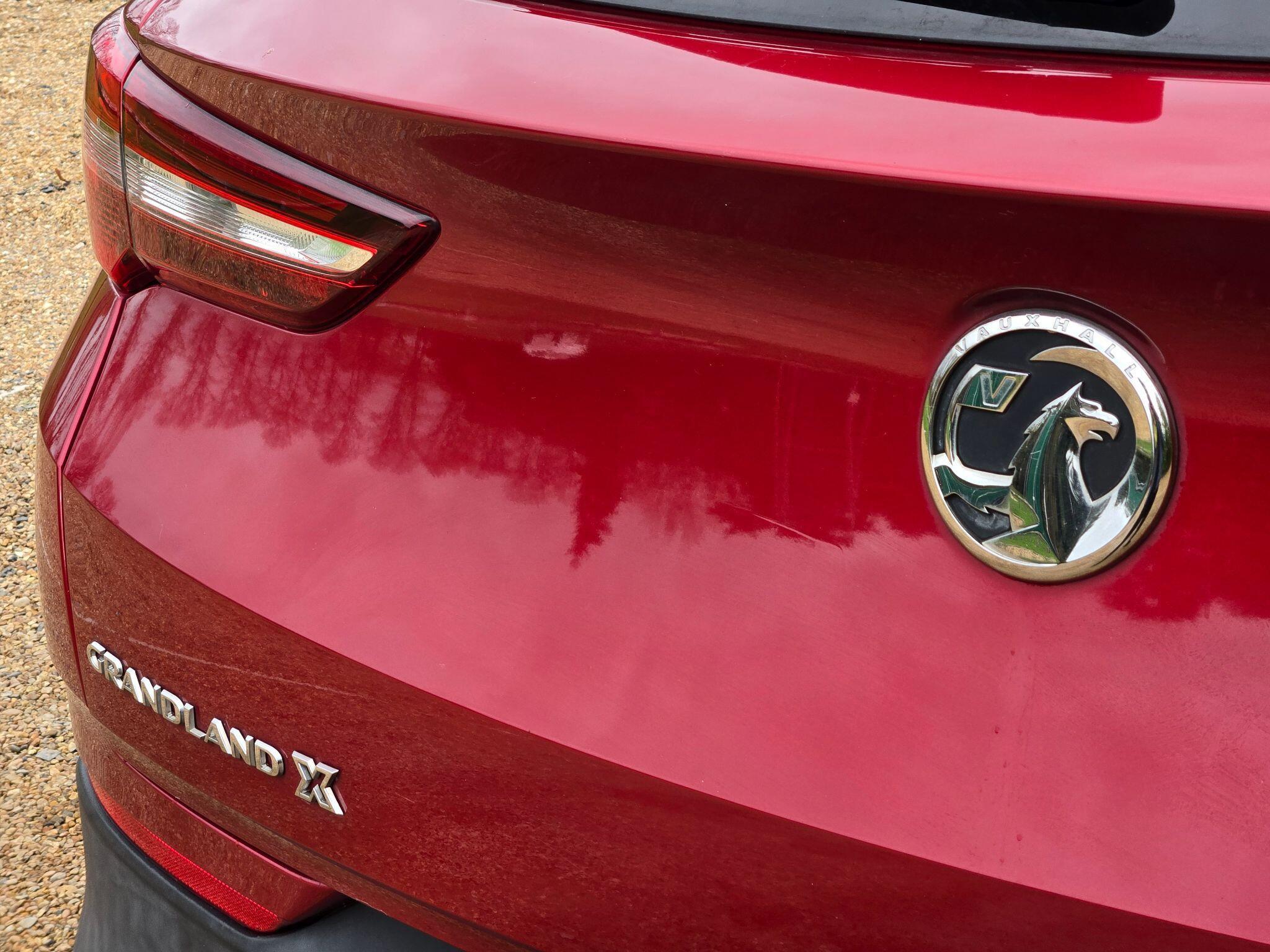 2018 Vauxhall Grandland X 1.6 Turbo D BlueInjection Elite Nav Auto Euro 6 (s/s) 5dr • 63,000 miles image 47