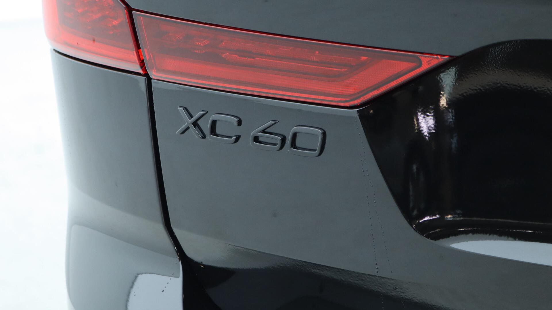 Volvo XC60 view 44