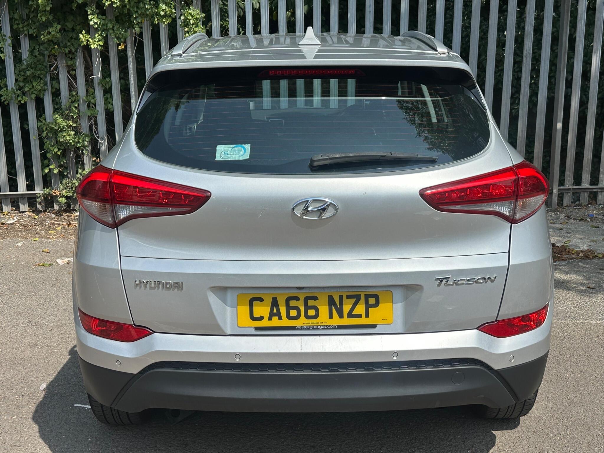 Hyundai Tucson view 5
