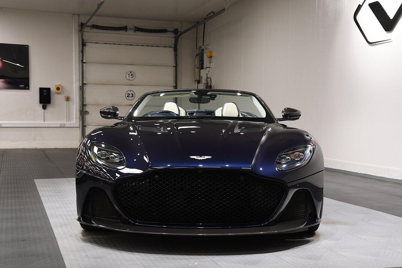 Aston Martin DBS view 31