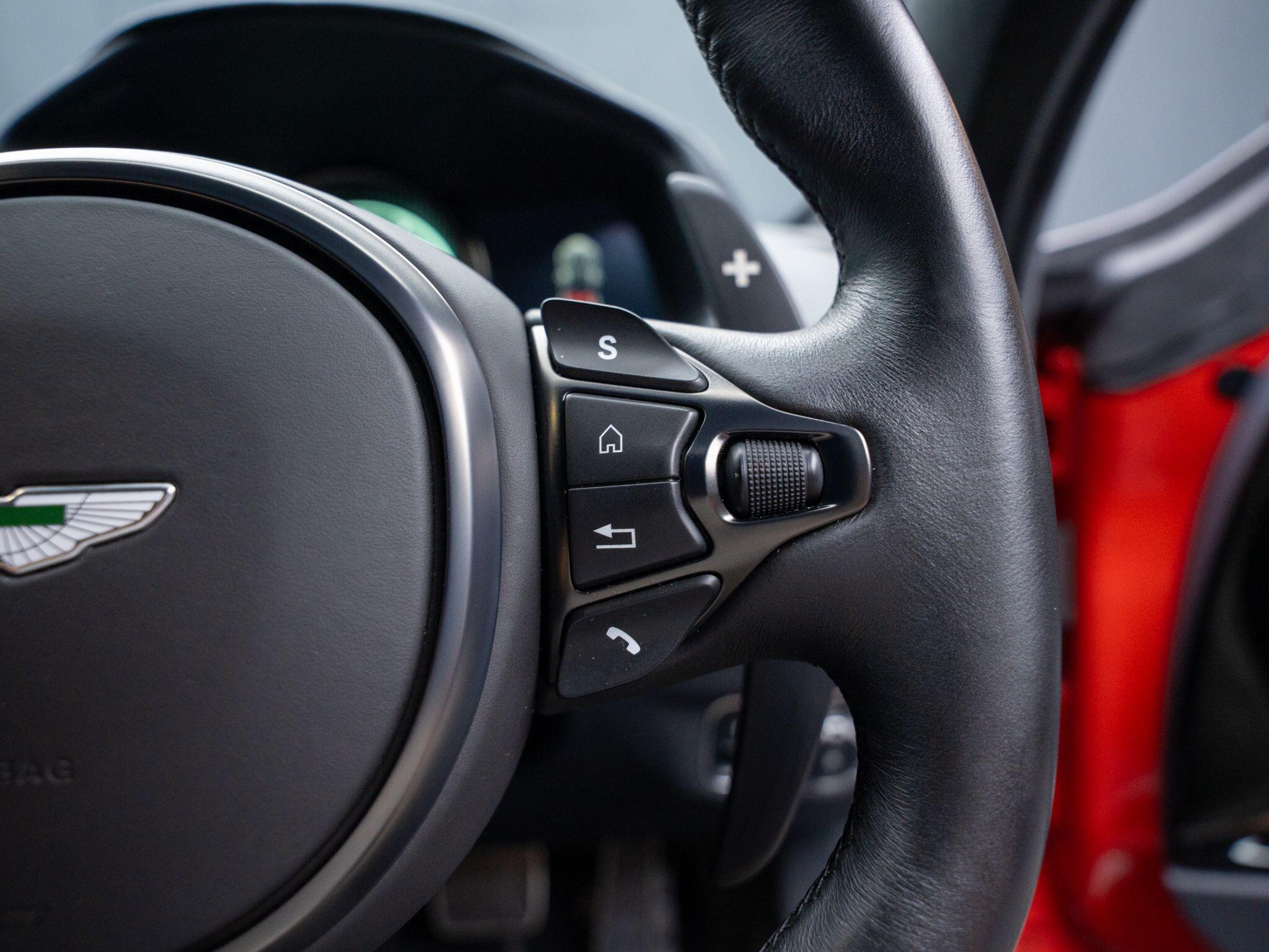 Aston Martin DB11 view 18