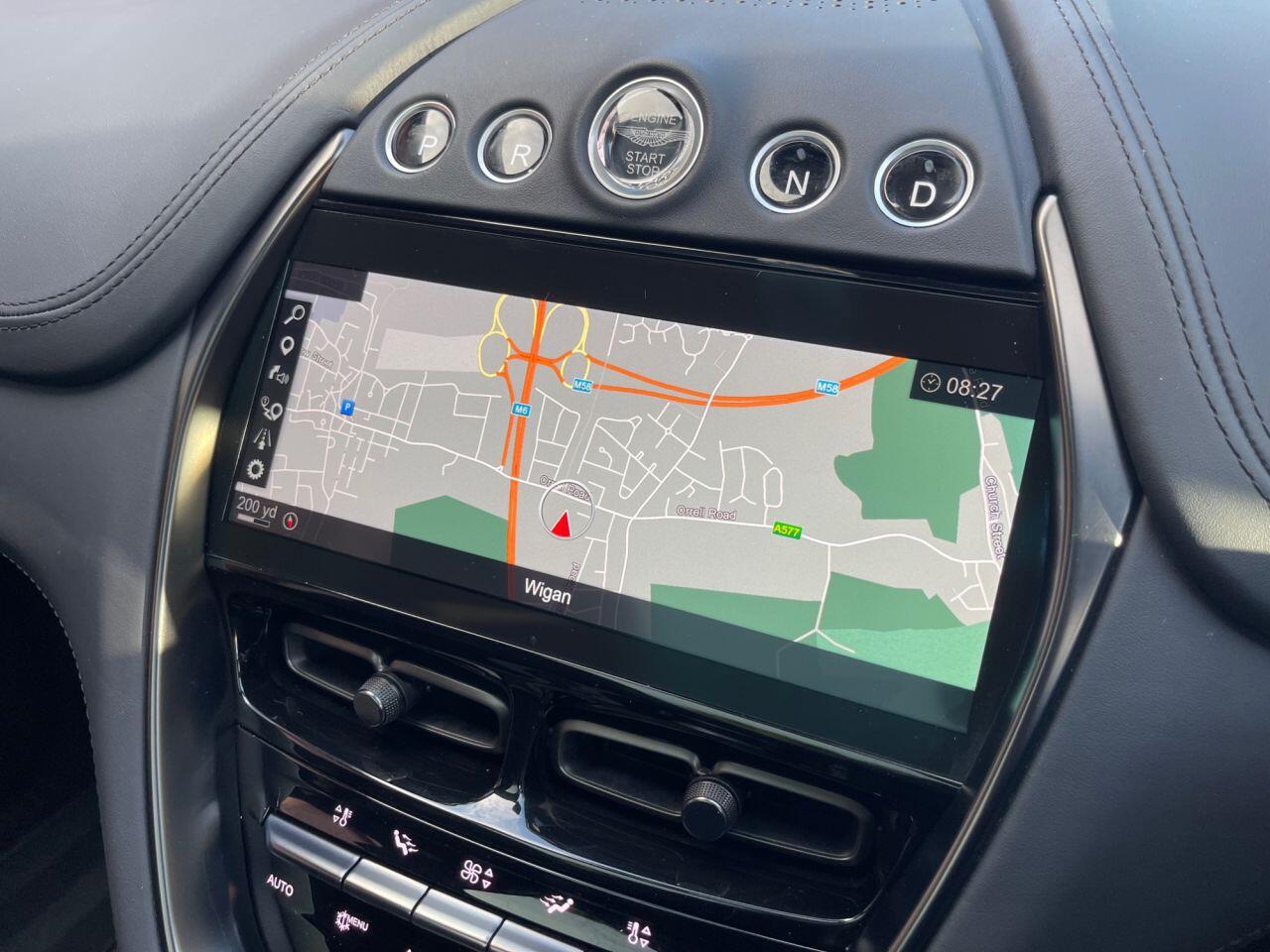 Aston Martin DBX view 19