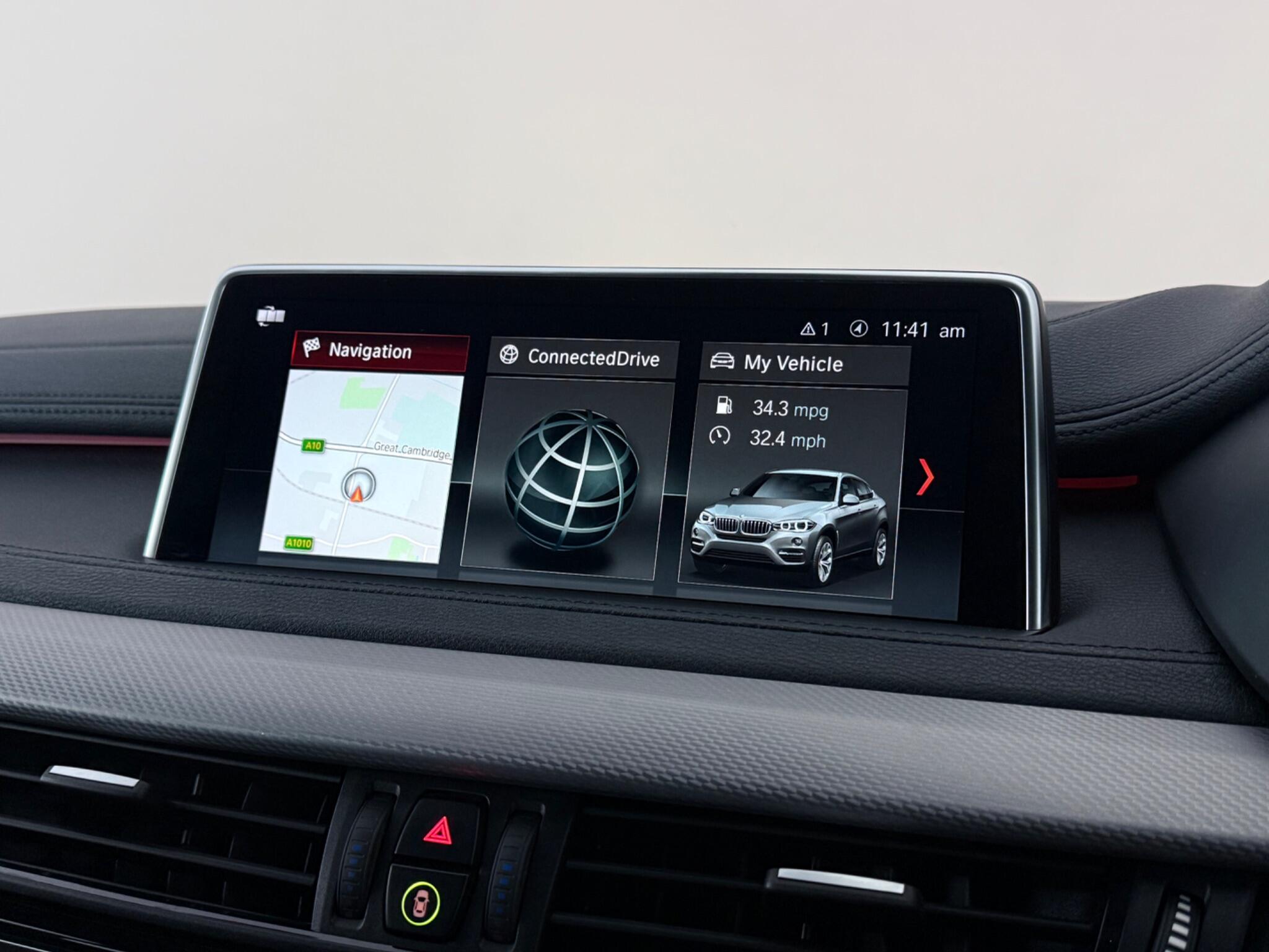 BMW X6 view 25