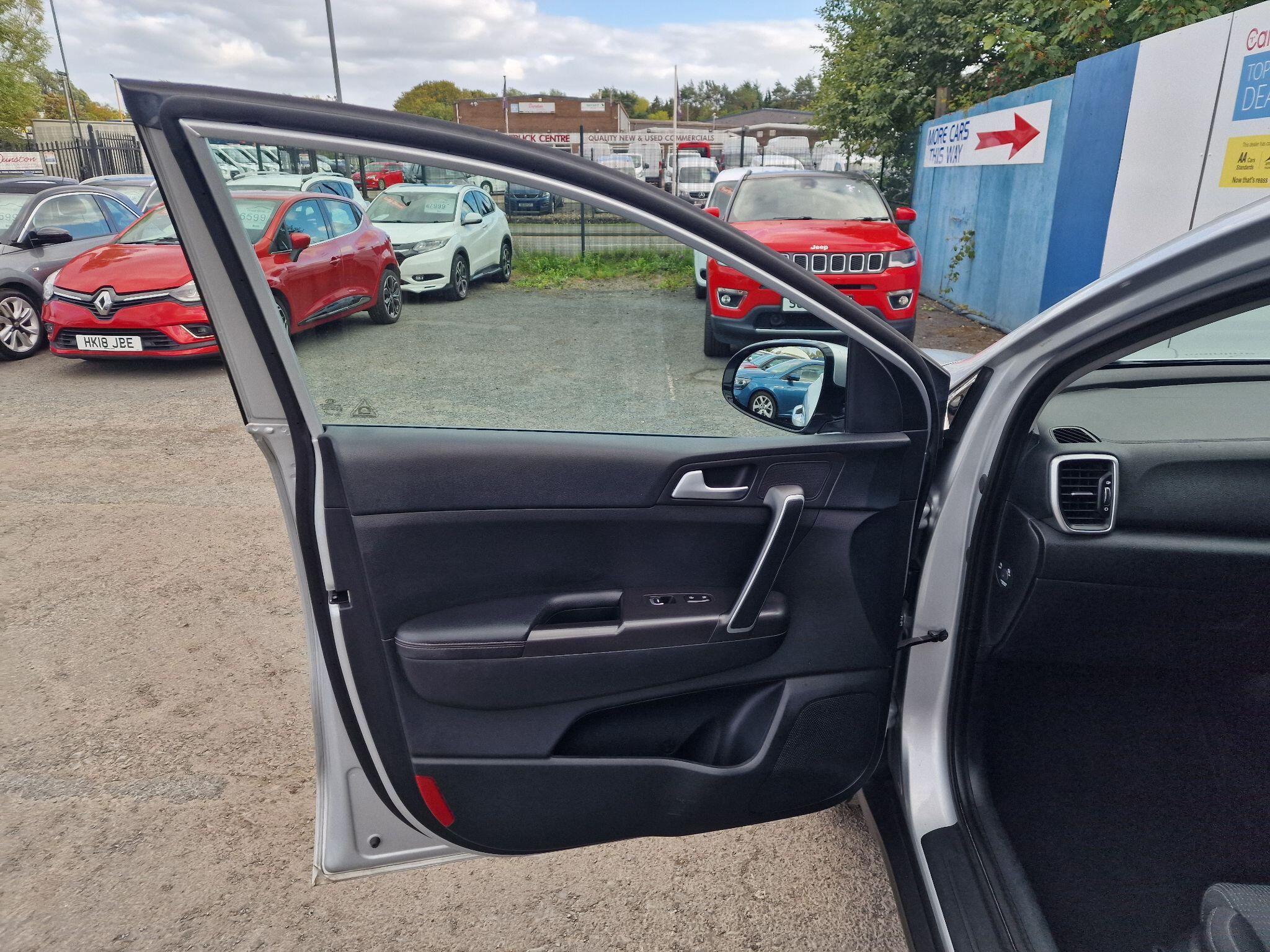 Kia Sportage view 34