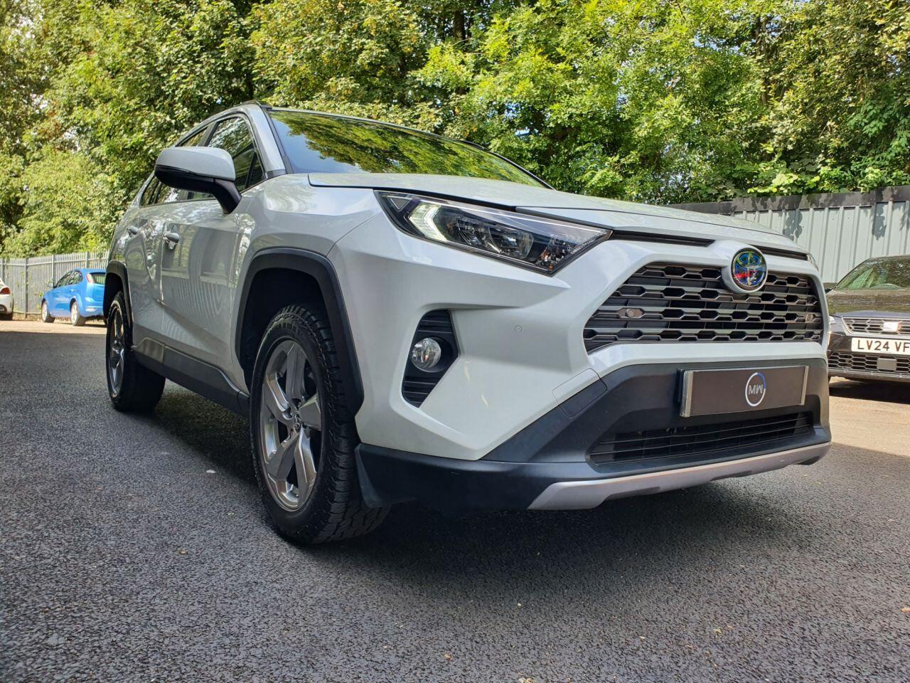 Toyota Rav4 view 6