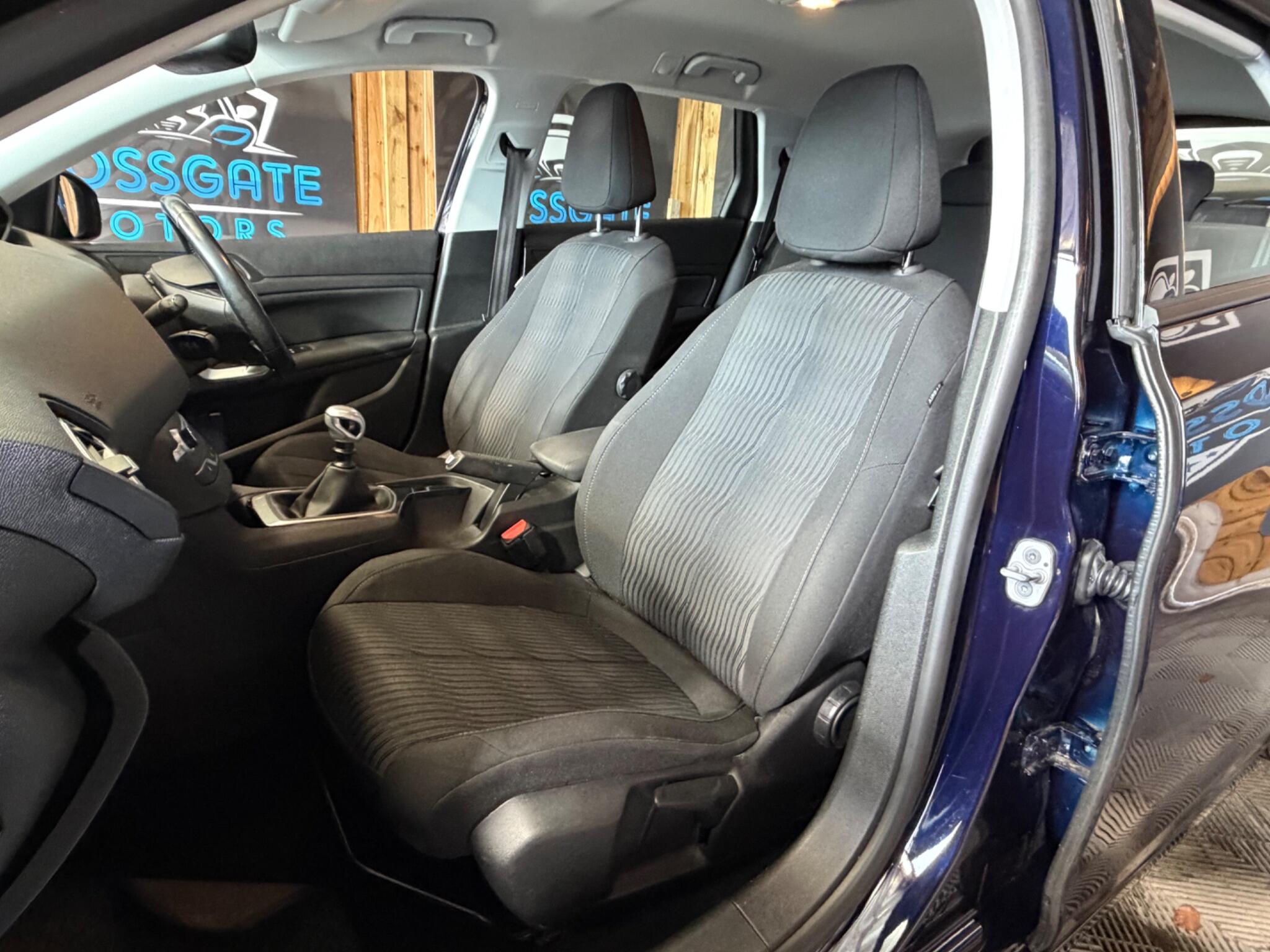 Peugeot 308 SW view 28
