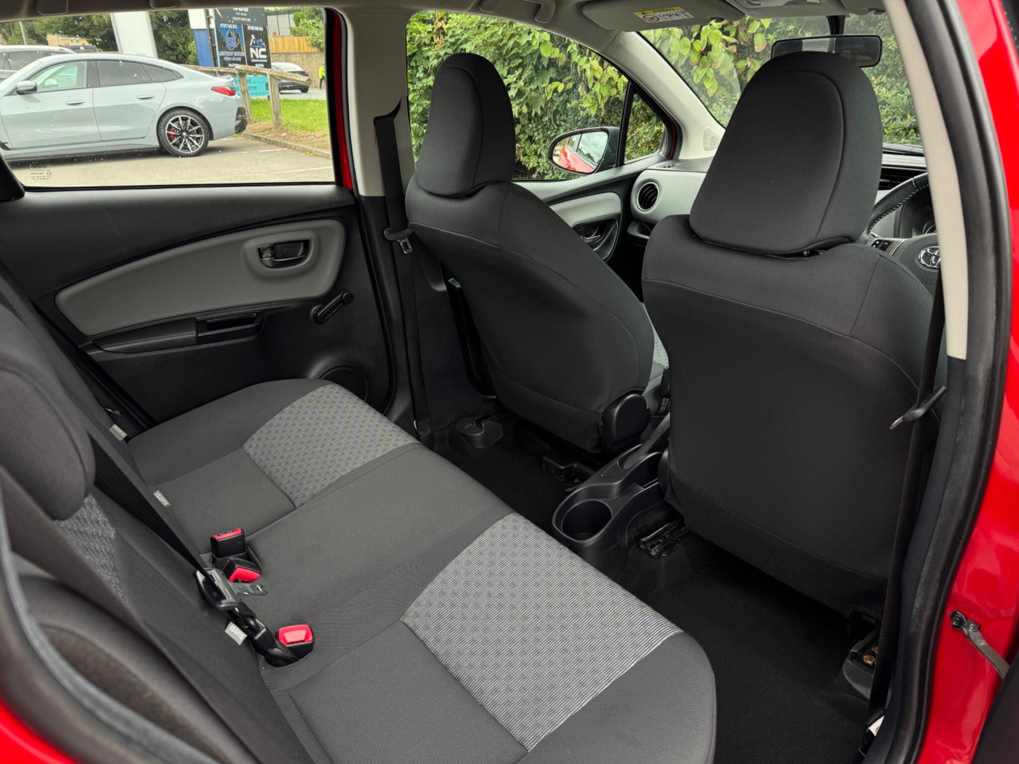 Toyota Yaris view 29