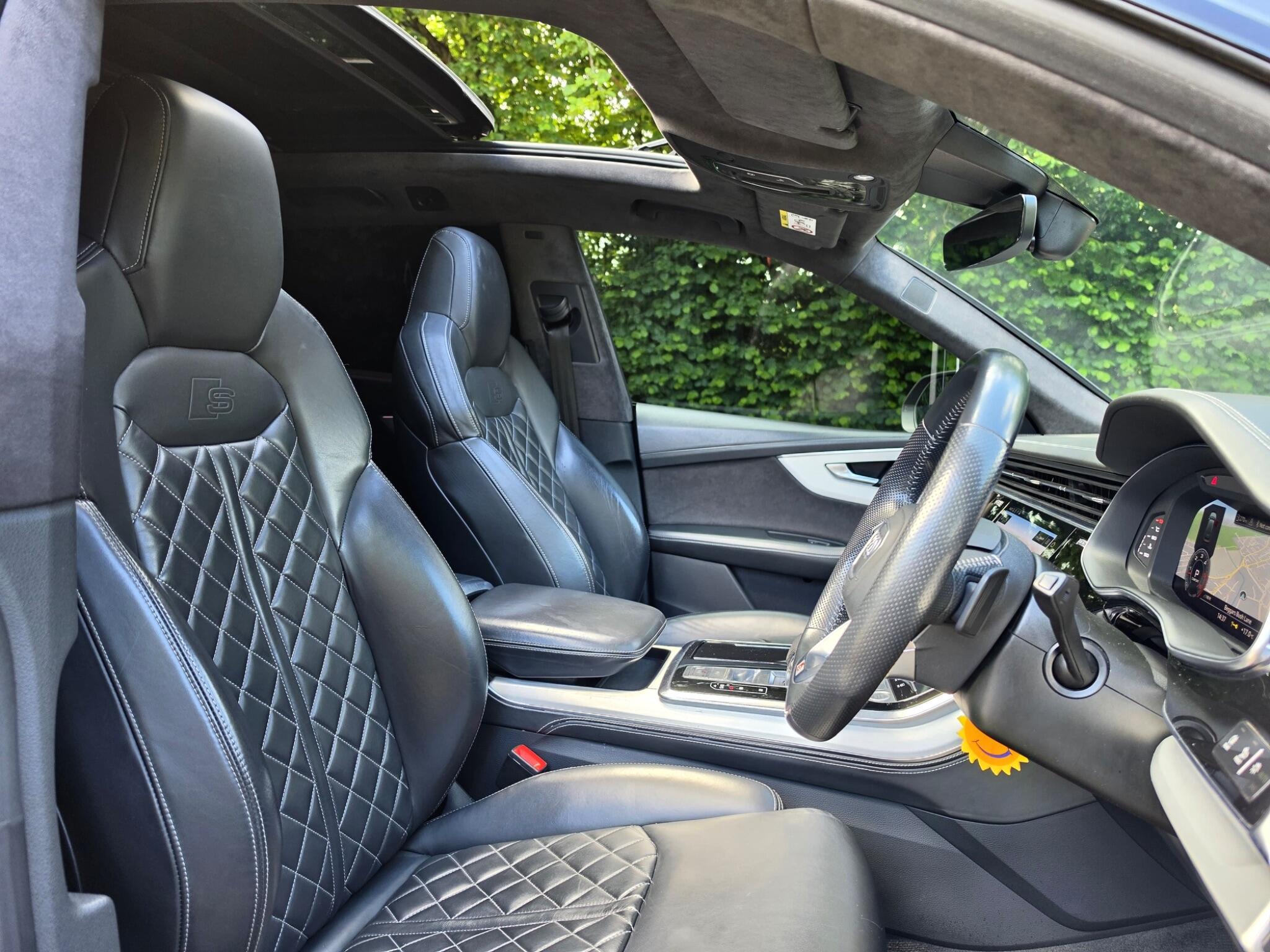 Audi Q8 view 2