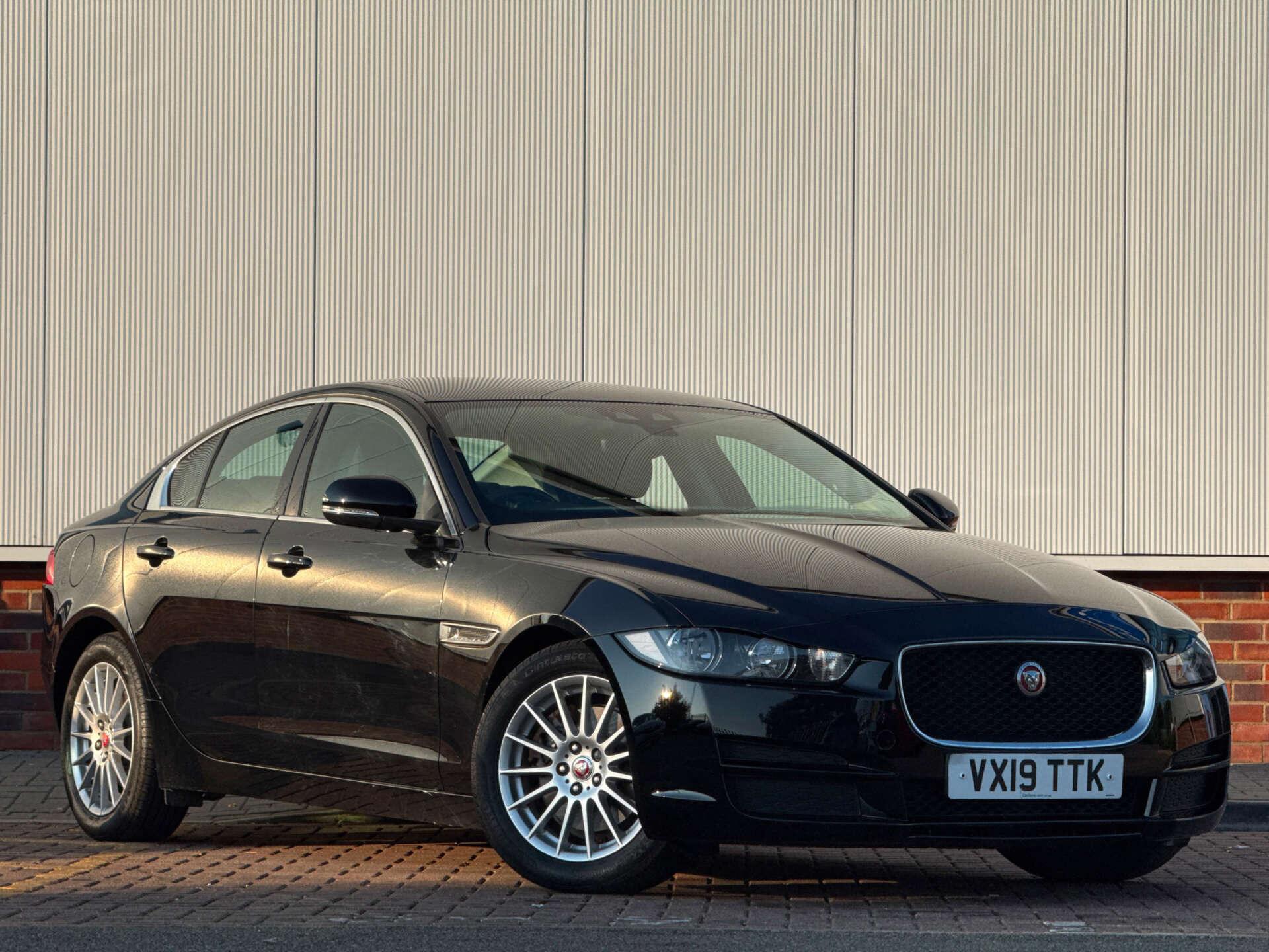 Jaguar Xe view 7