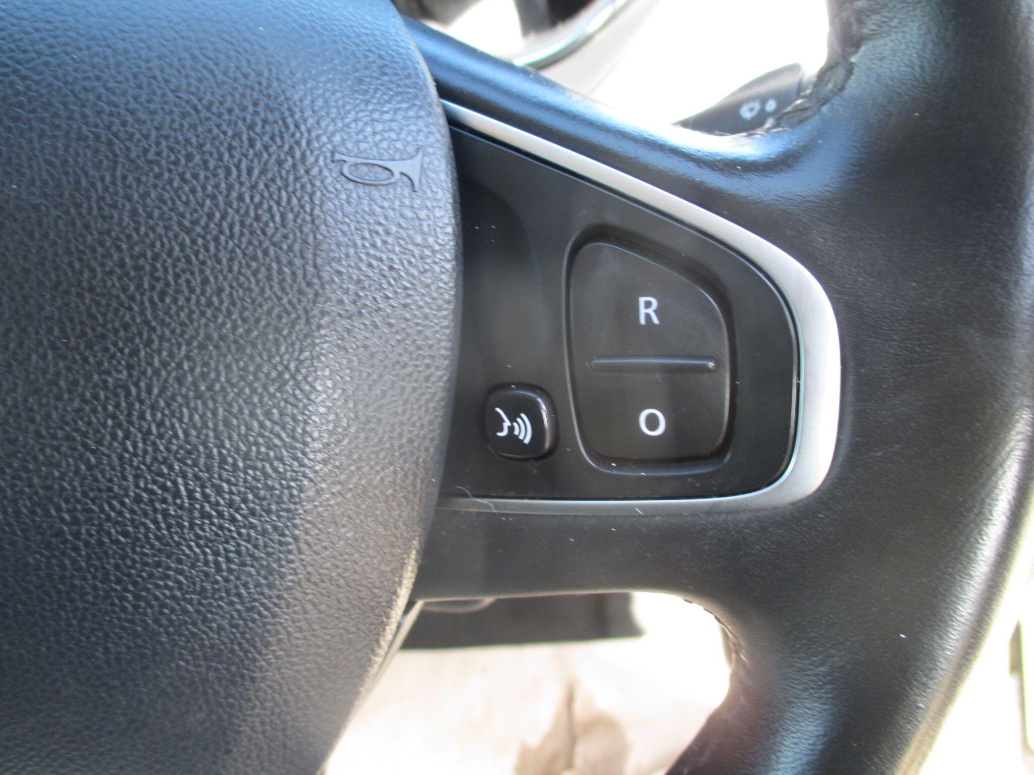 Renault Captur view 36