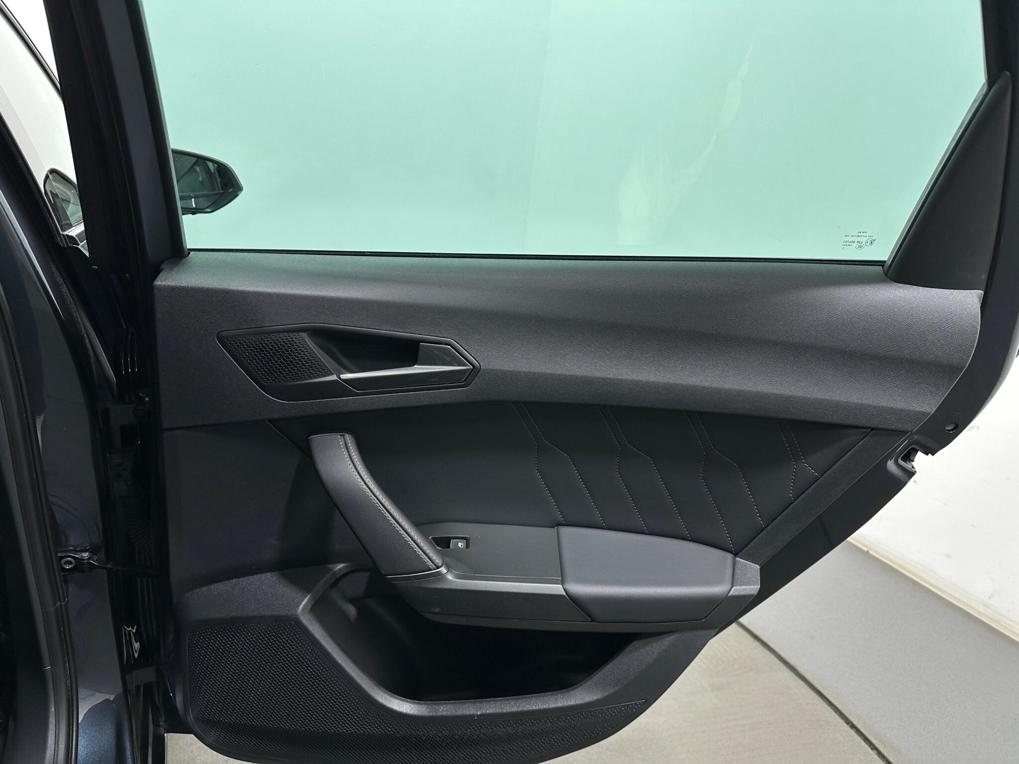 Cupra CUPRA Leon view 43