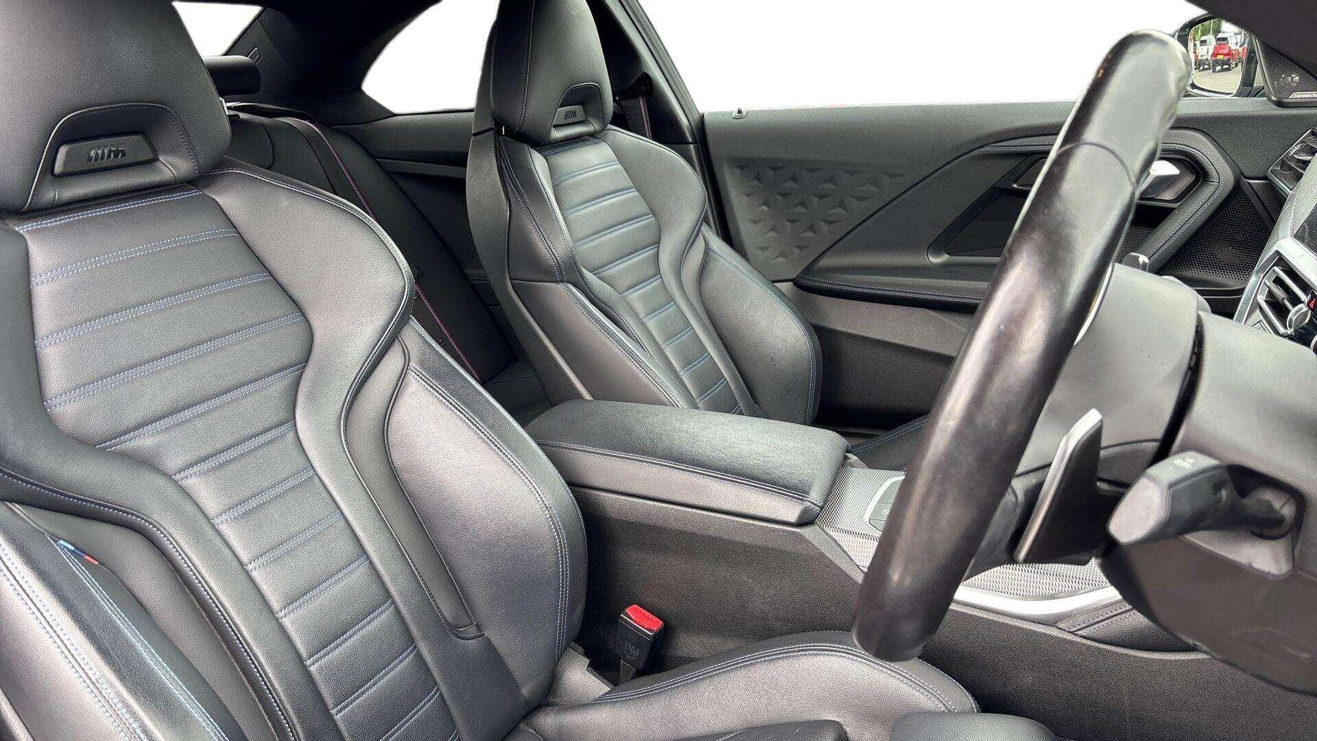 BMW 2 Series view 13