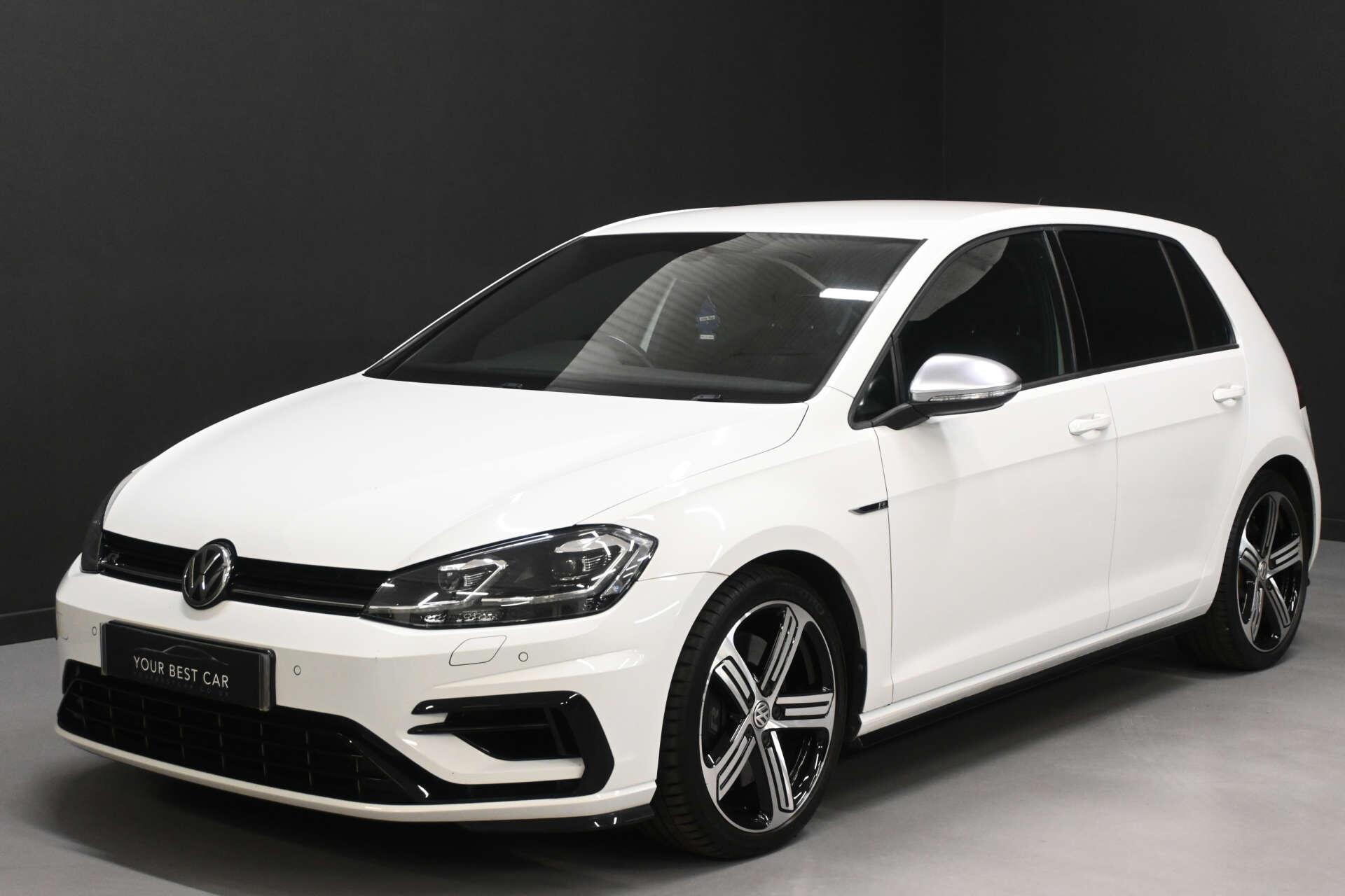 Volkswagen Golf view 18