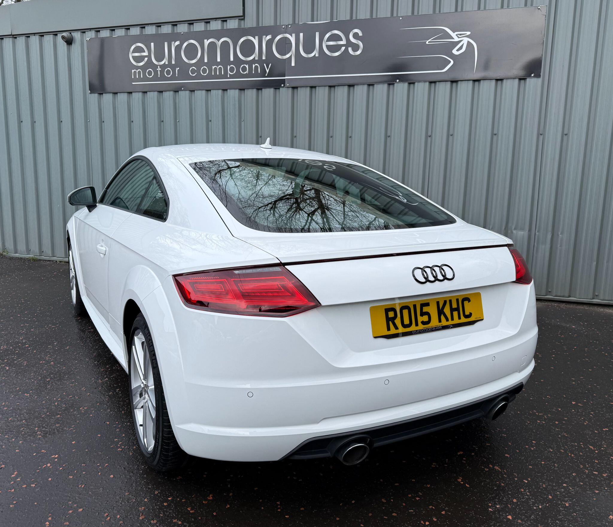 Audi TT view 6
