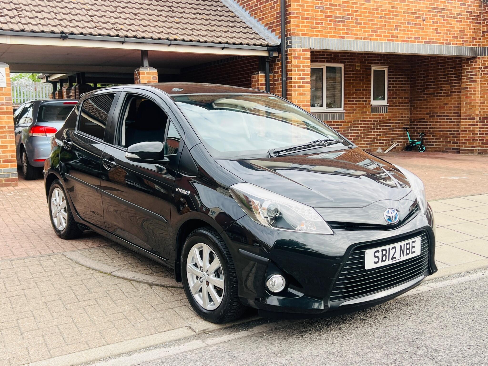 Toyota Yaris view 9