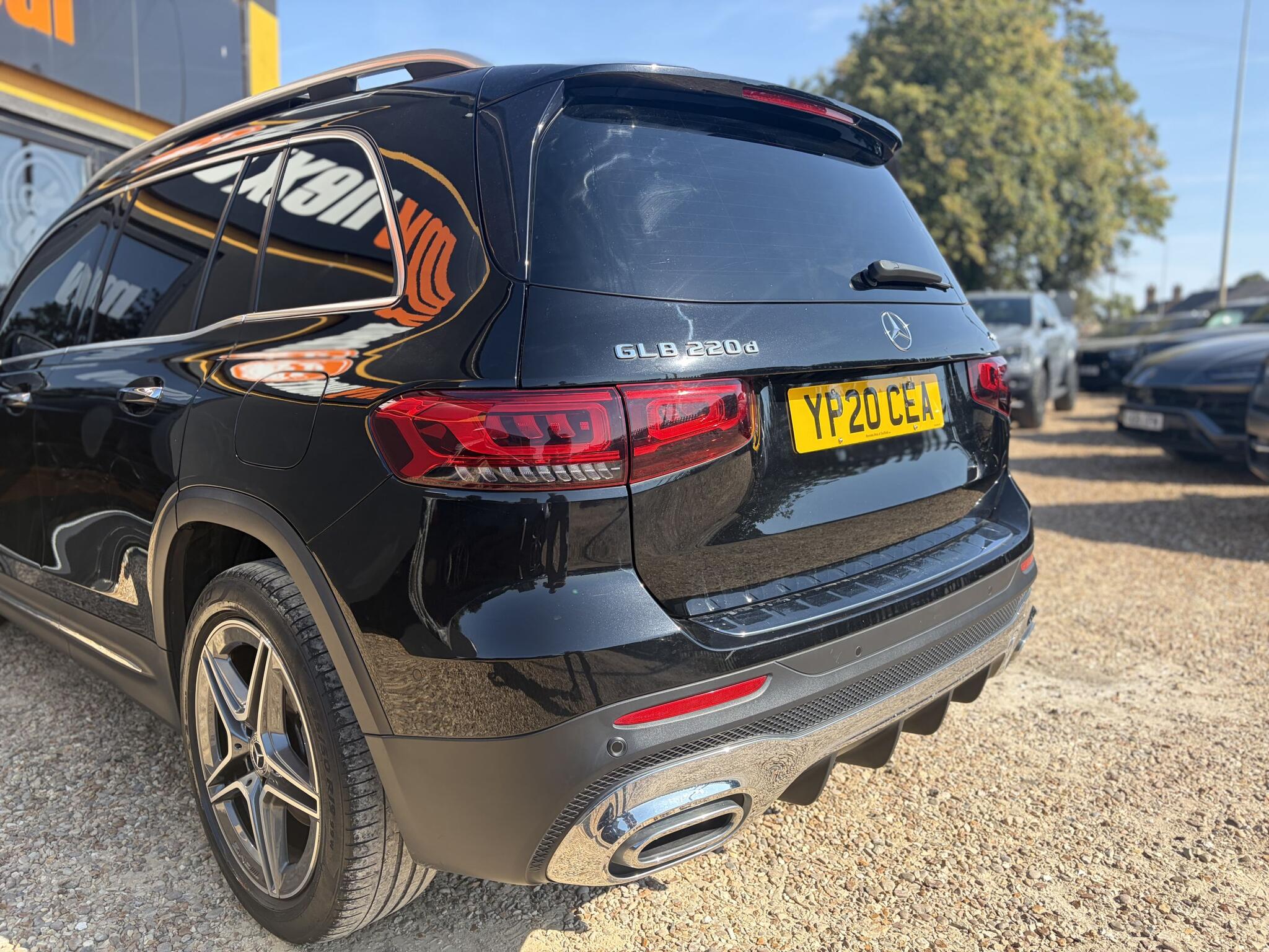 Mercedes-Benz GLB view 7