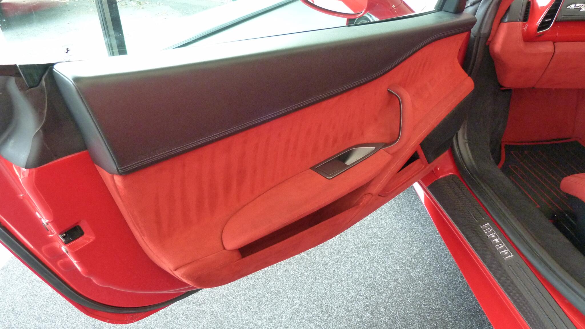 Ferrari 458 view 40