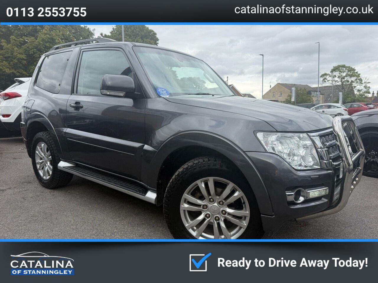 2017 Mitsubishi Shogun in Grey for sale