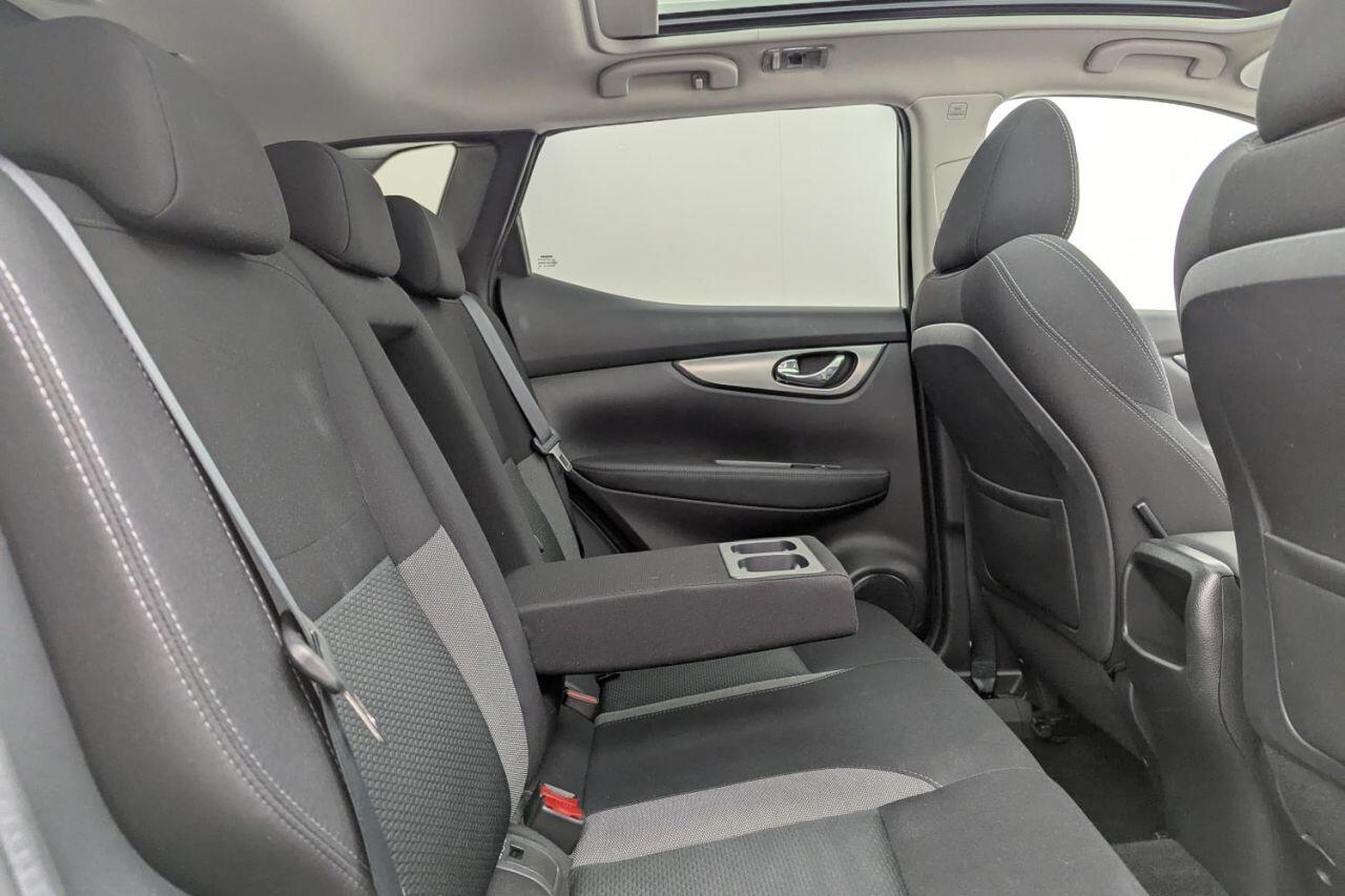 Nissan Qashqai view 15