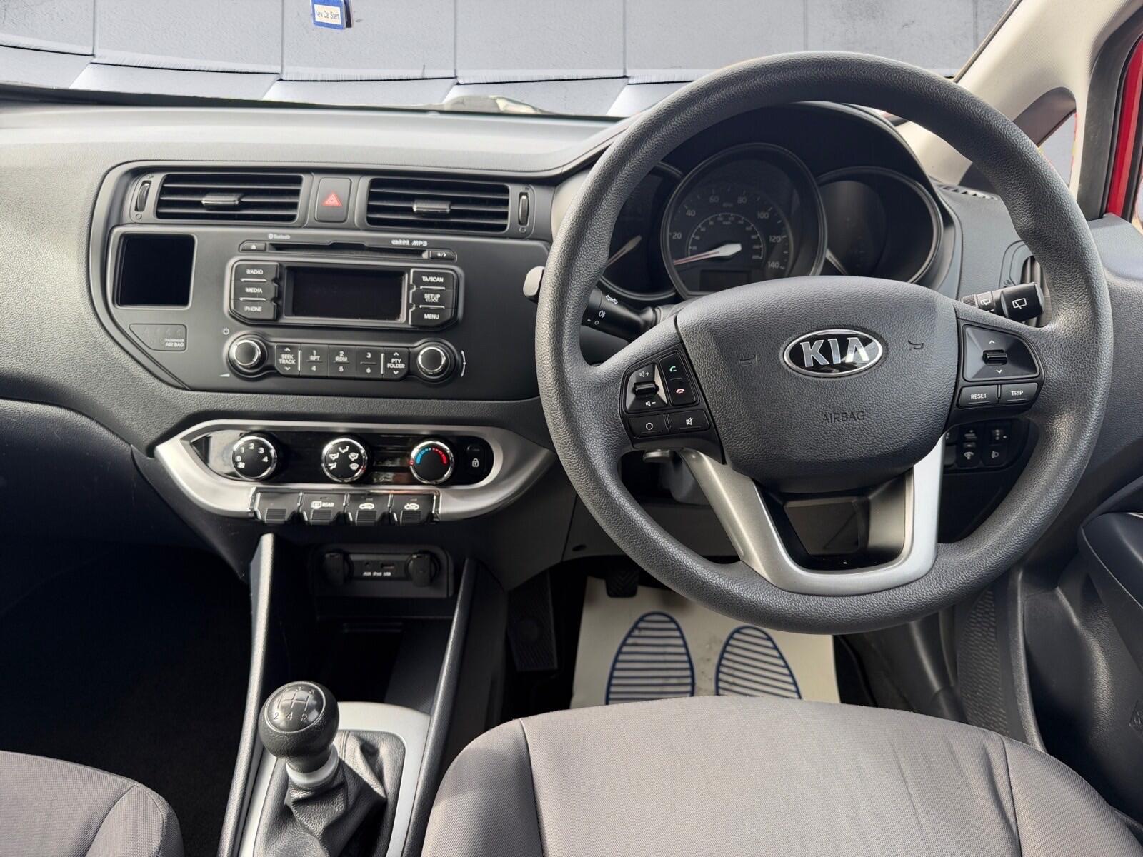 Kia Rio view 10
