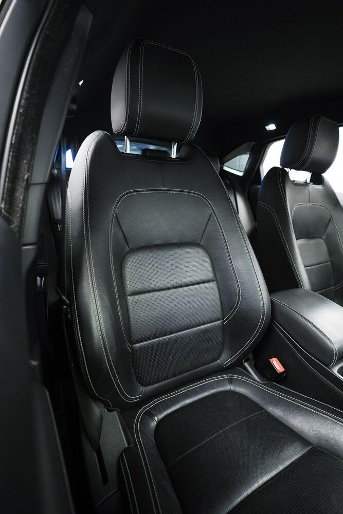 Jaguar E-Pace view 10
