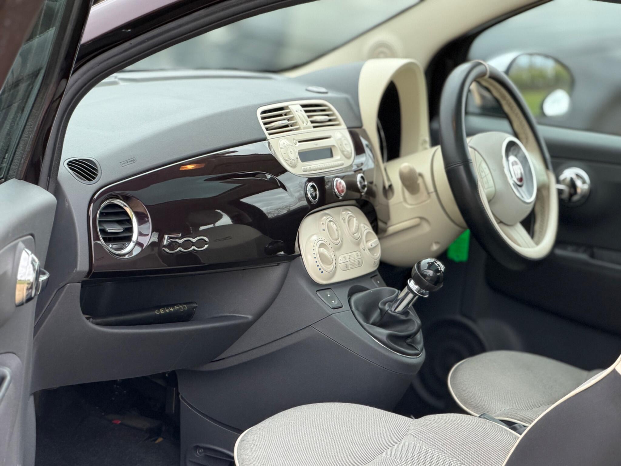 2014 Fiat 500 1.2 Lounge Euro 6 (s/s) 3dr image 15