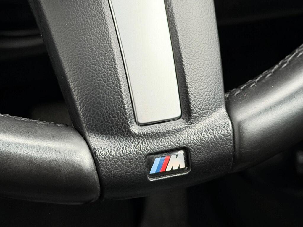BMW 3 Series view 52