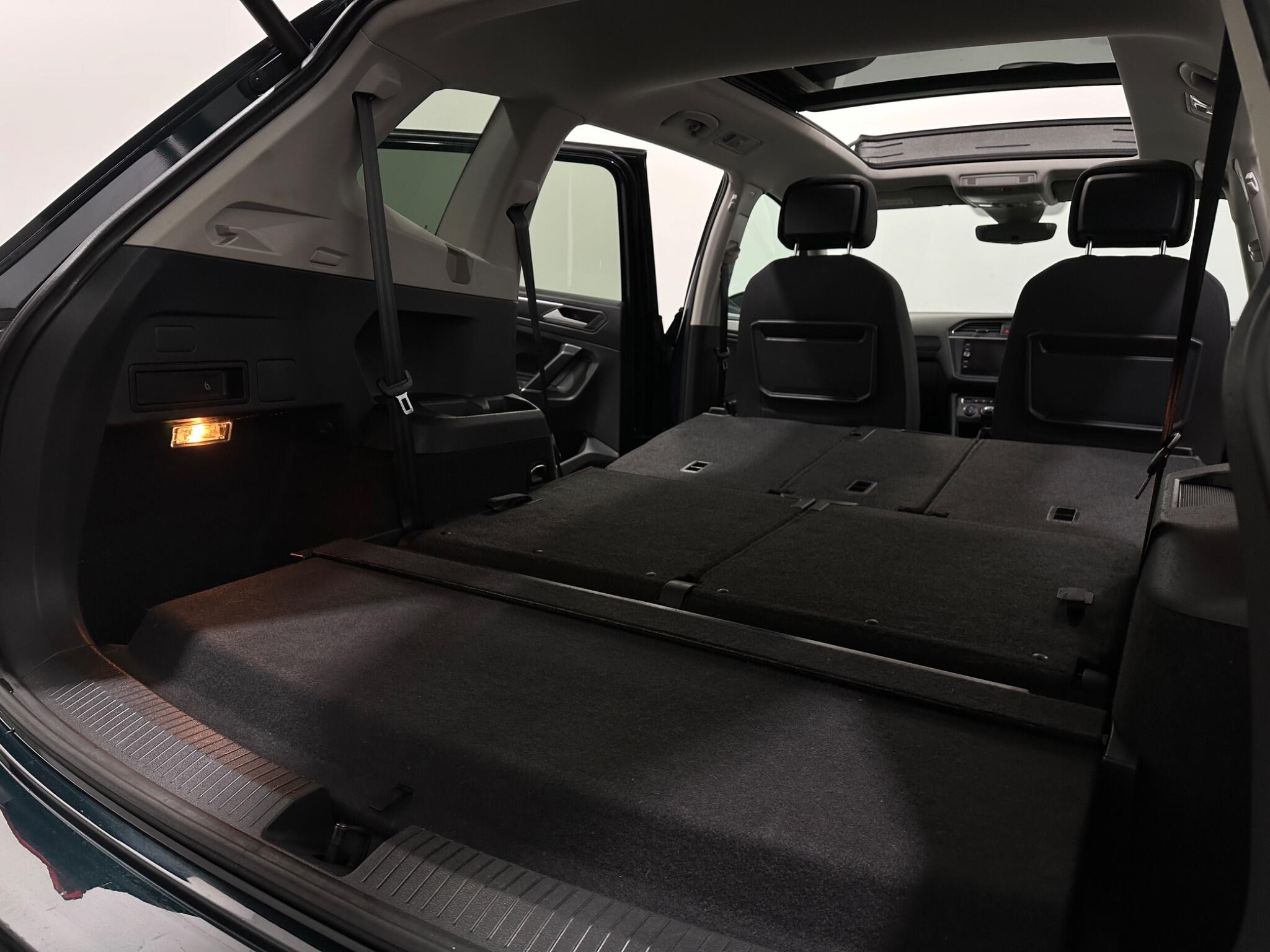 Volkswagen Tiguan Allspace view 47