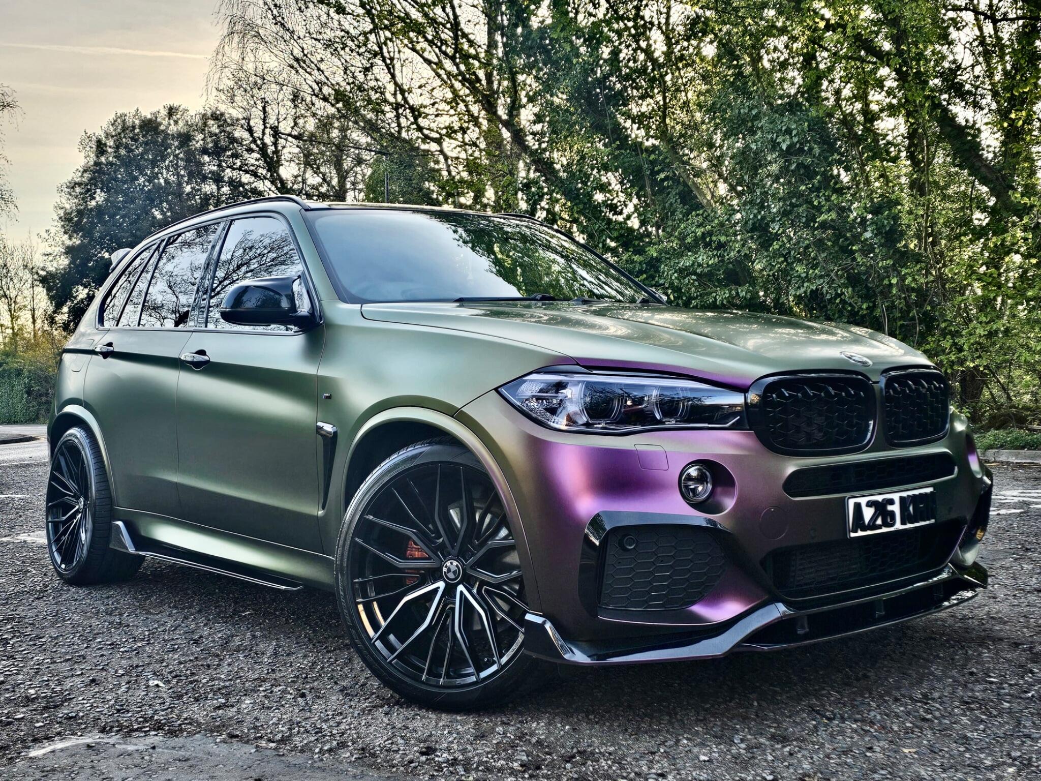 BMW X5 view 20