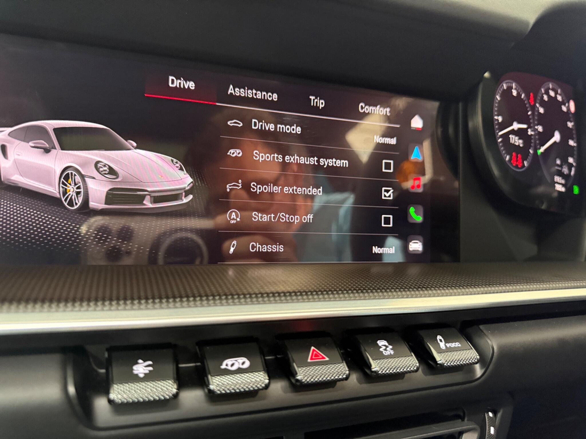 Porsche 911 view 22
