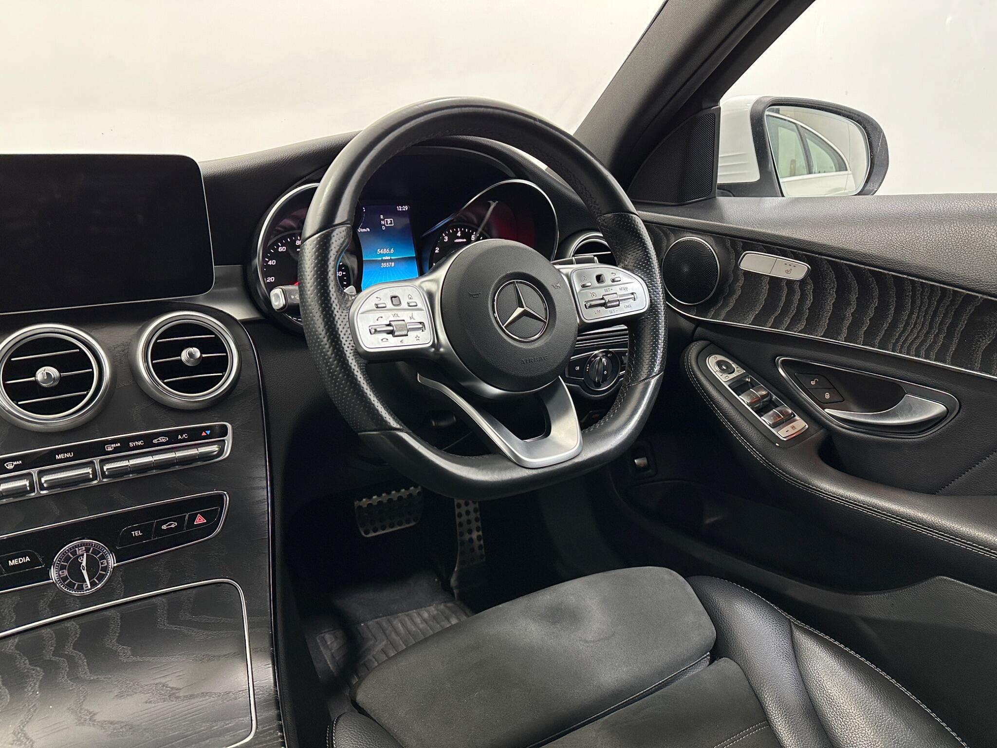 Mercedes-Benz C Class view 12
