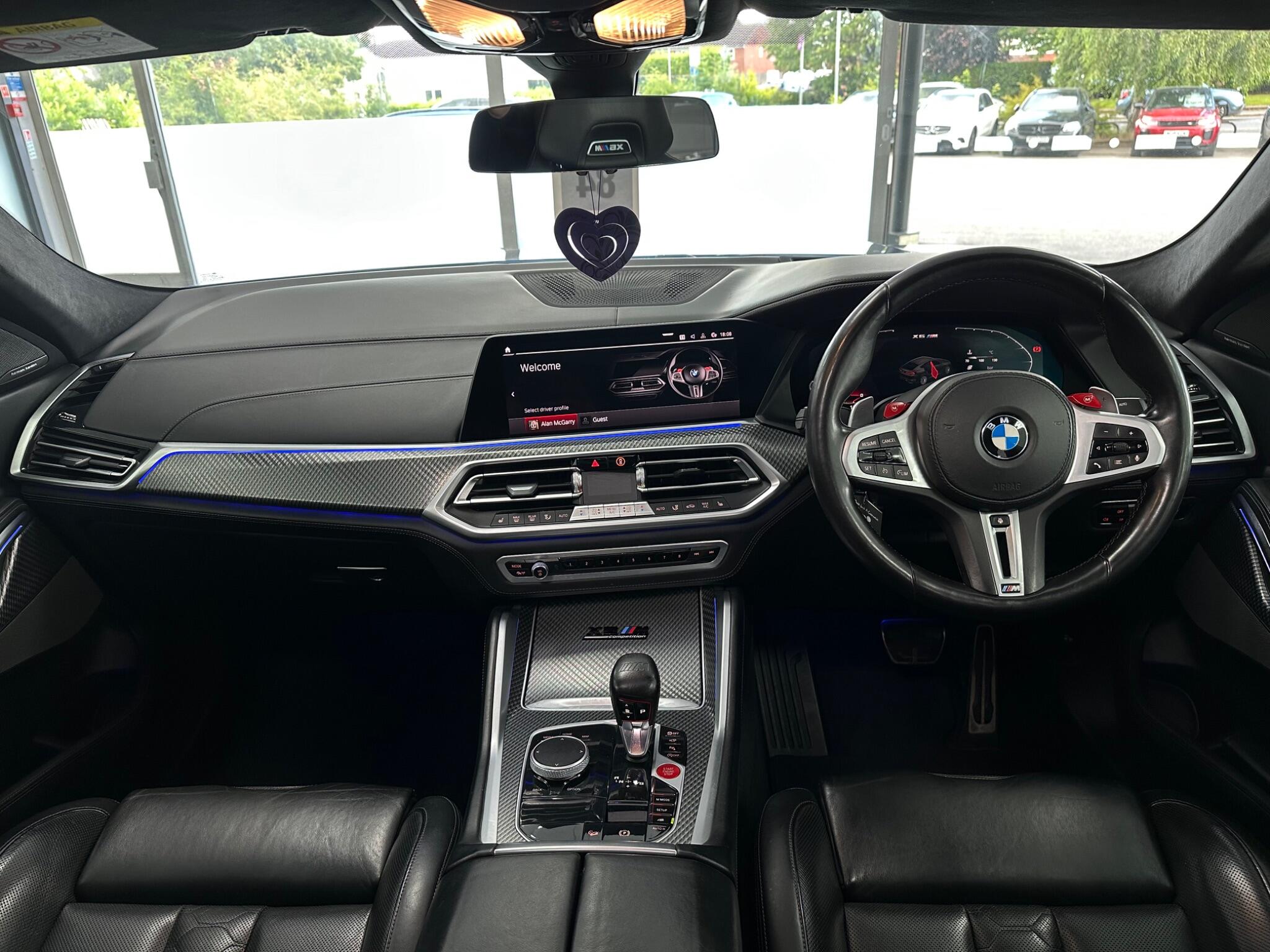BMW X6 M view 18