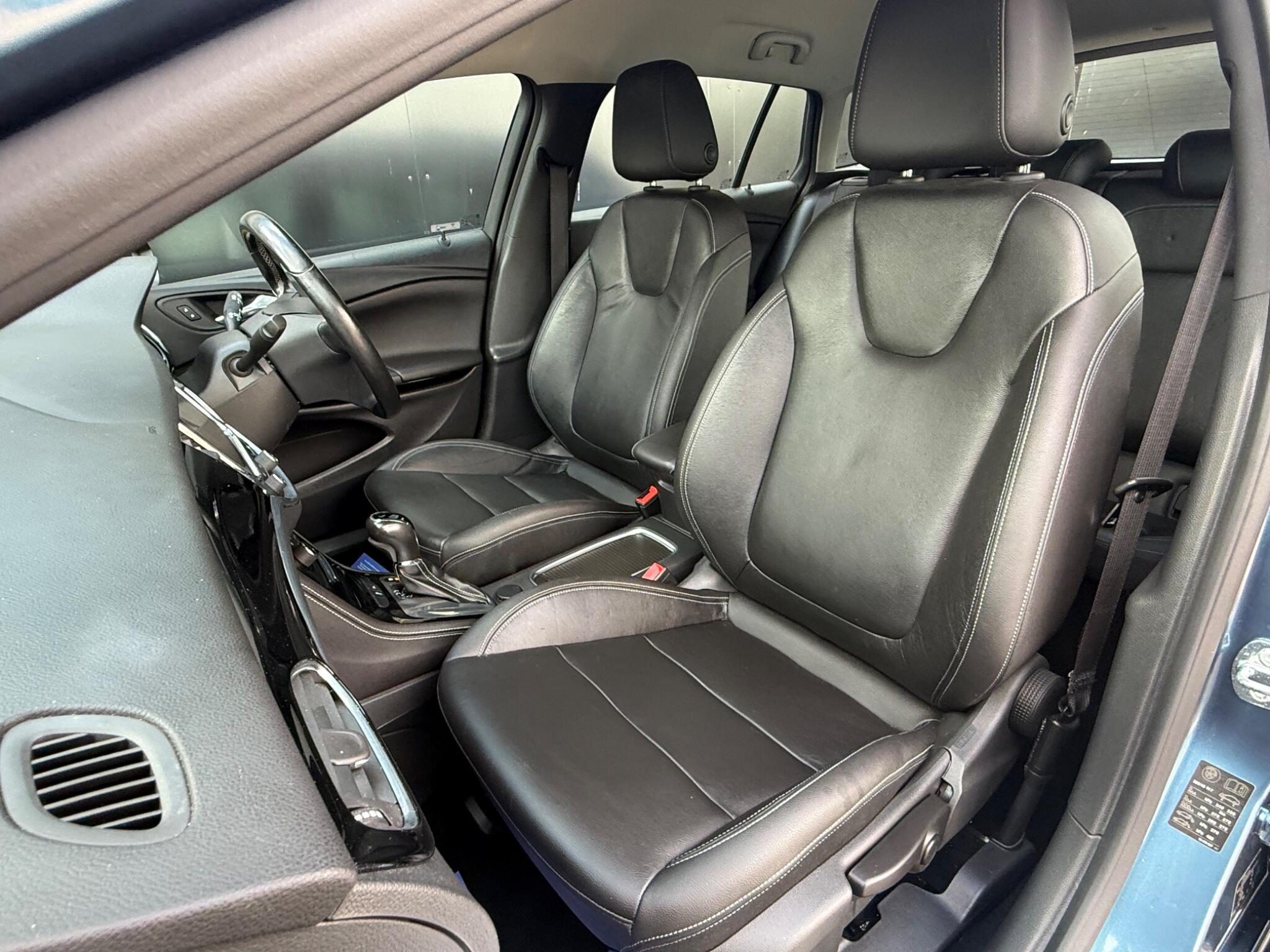 Vauxhall Astra view 19